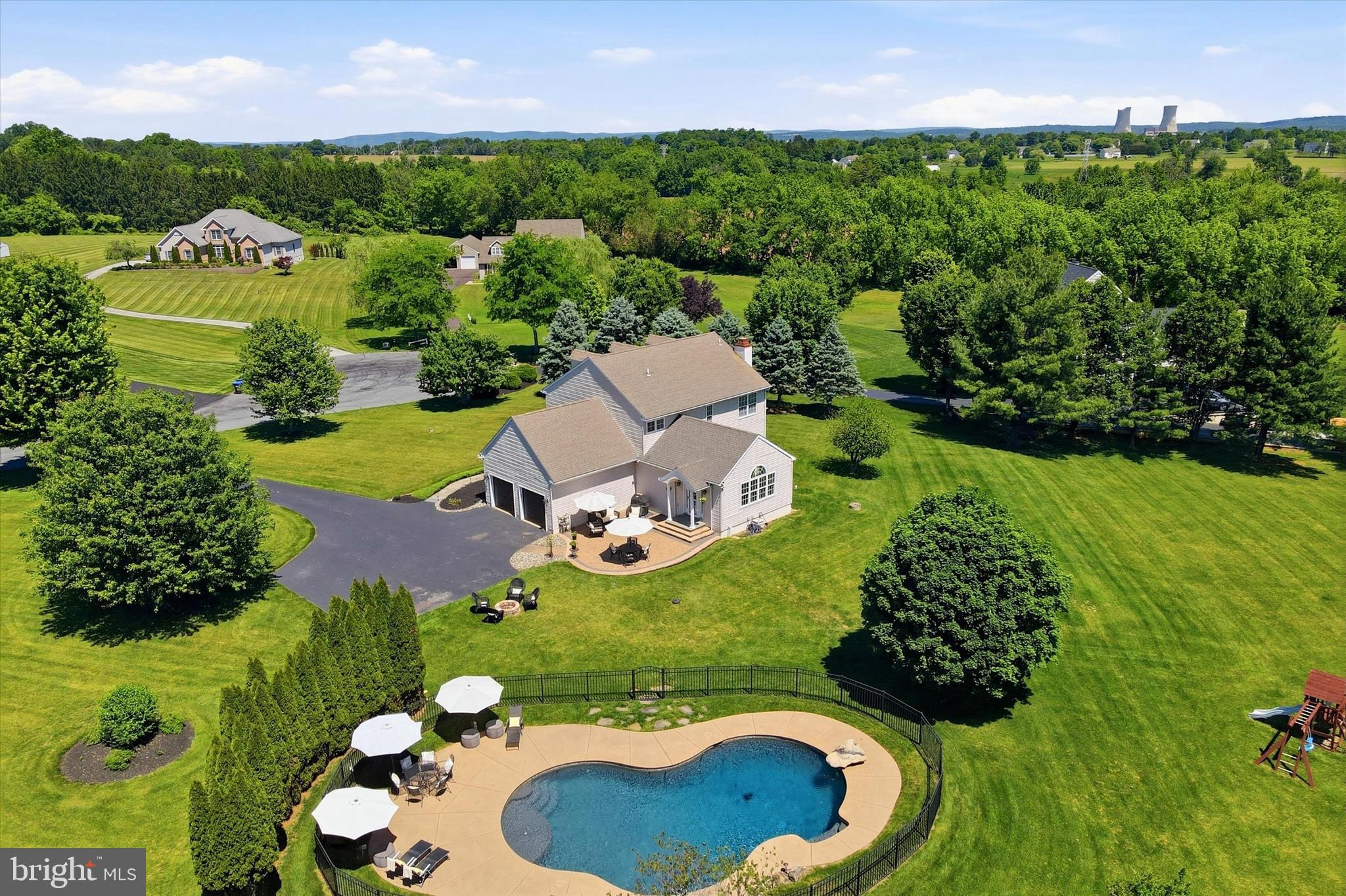 OAKWOOD FARMS - Residential