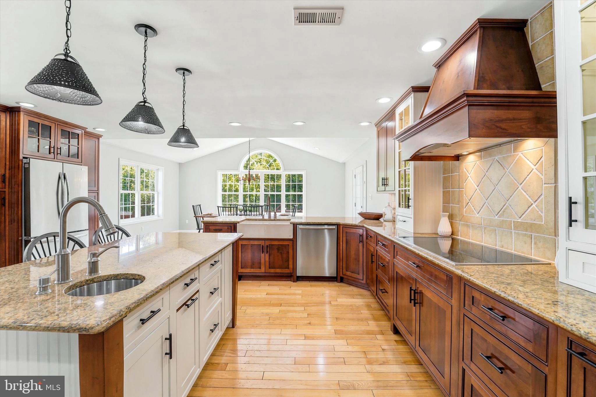 OAKWOOD FARMS - Residential