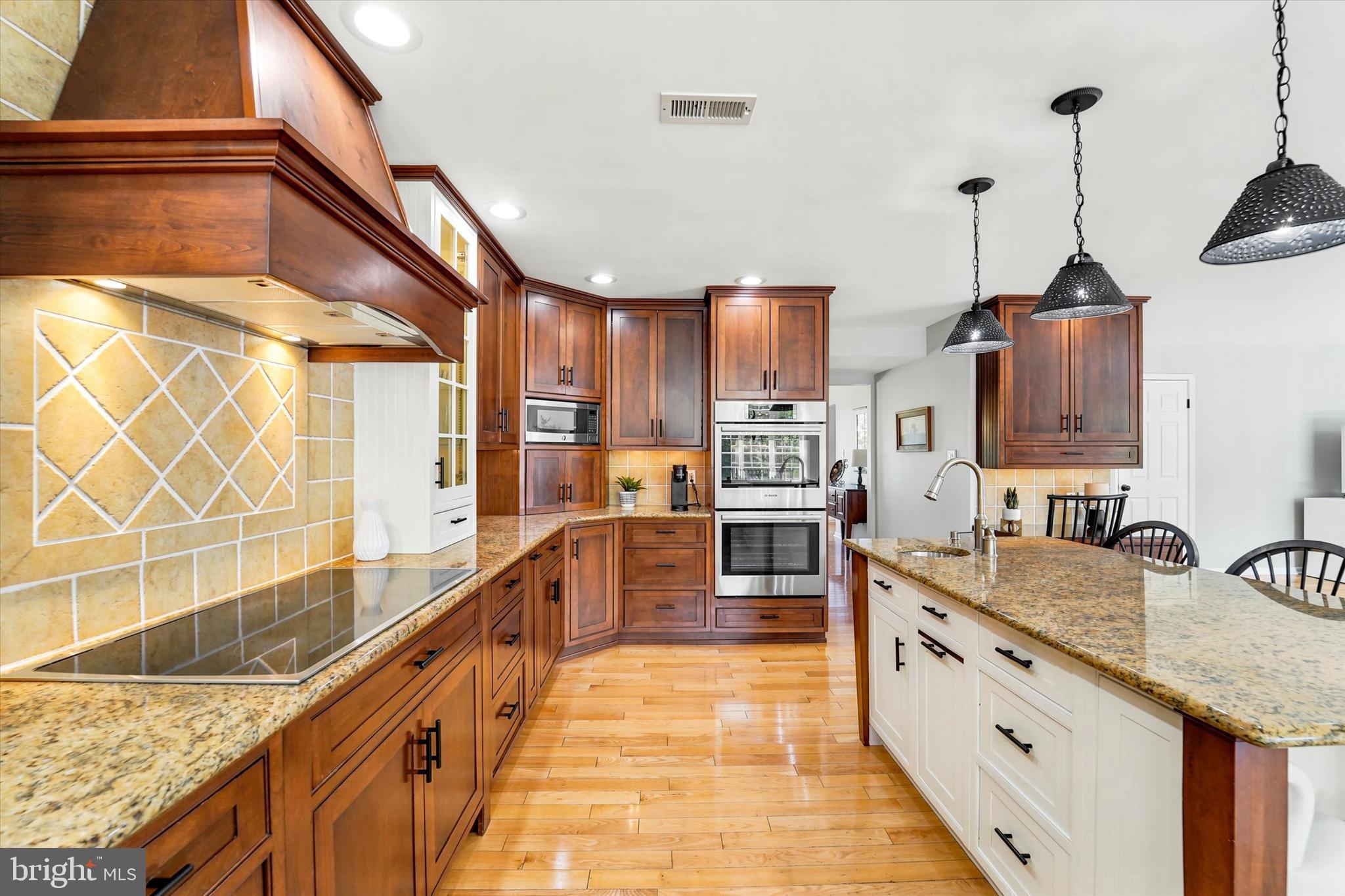 OAKWOOD FARMS - Residential