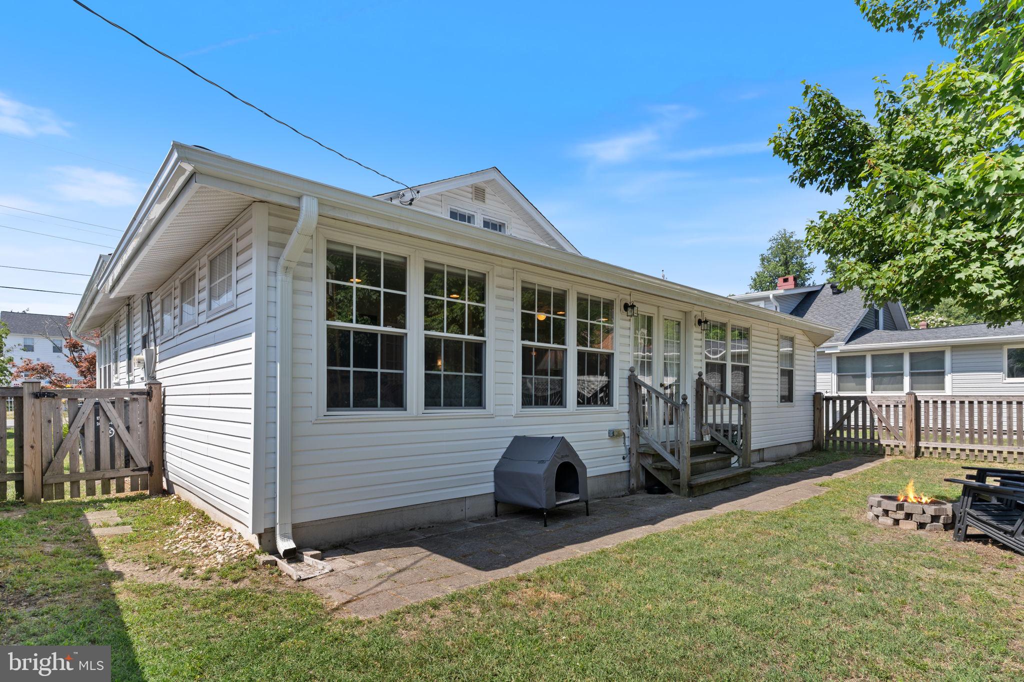 NEELD ESTATE - Residential