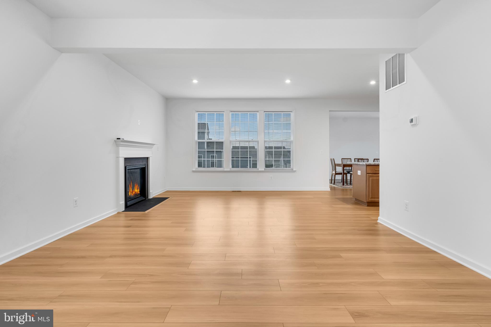 HUNTFIELD - Residential