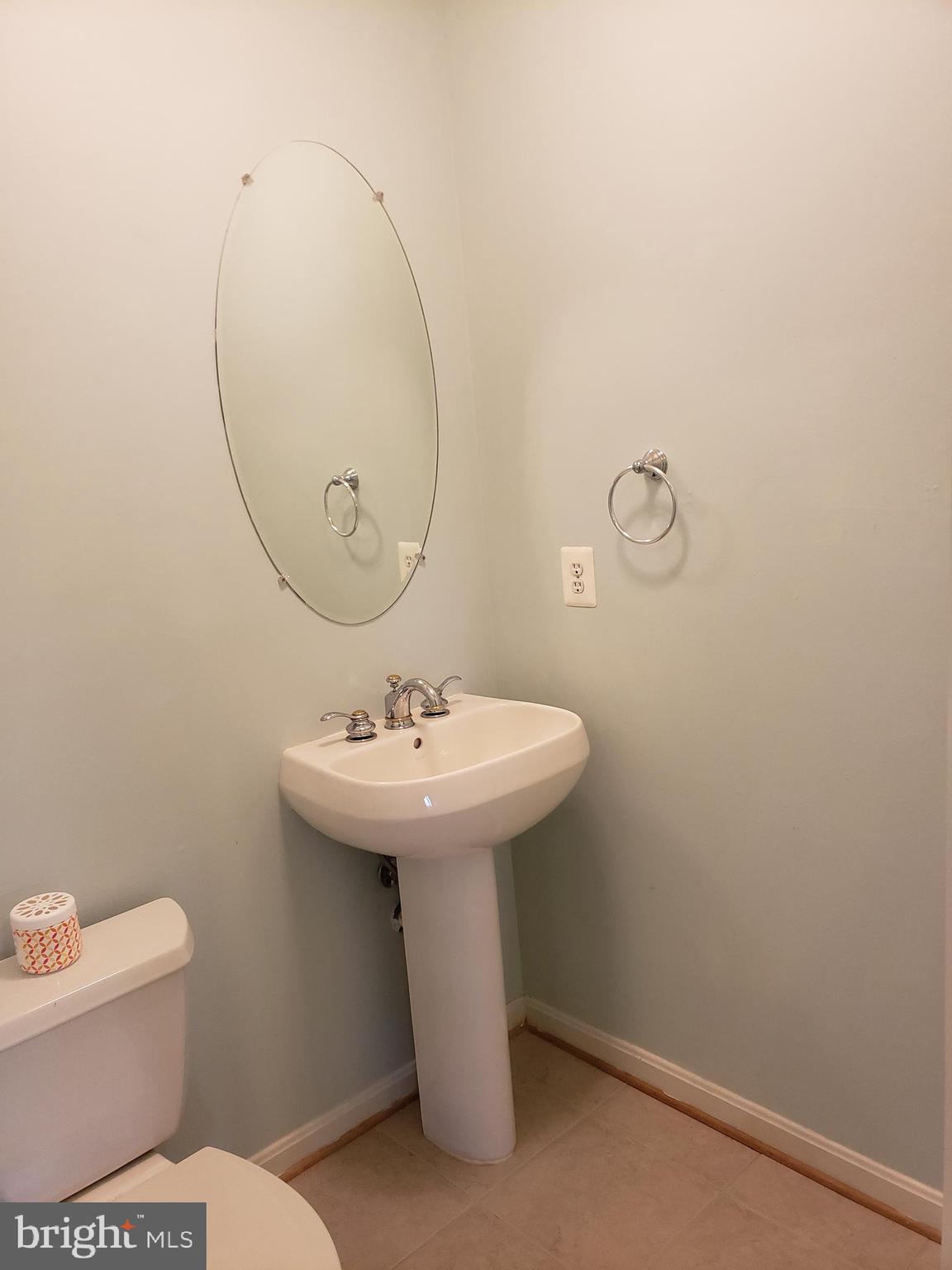 VICTORY LAKES - Residential Lease