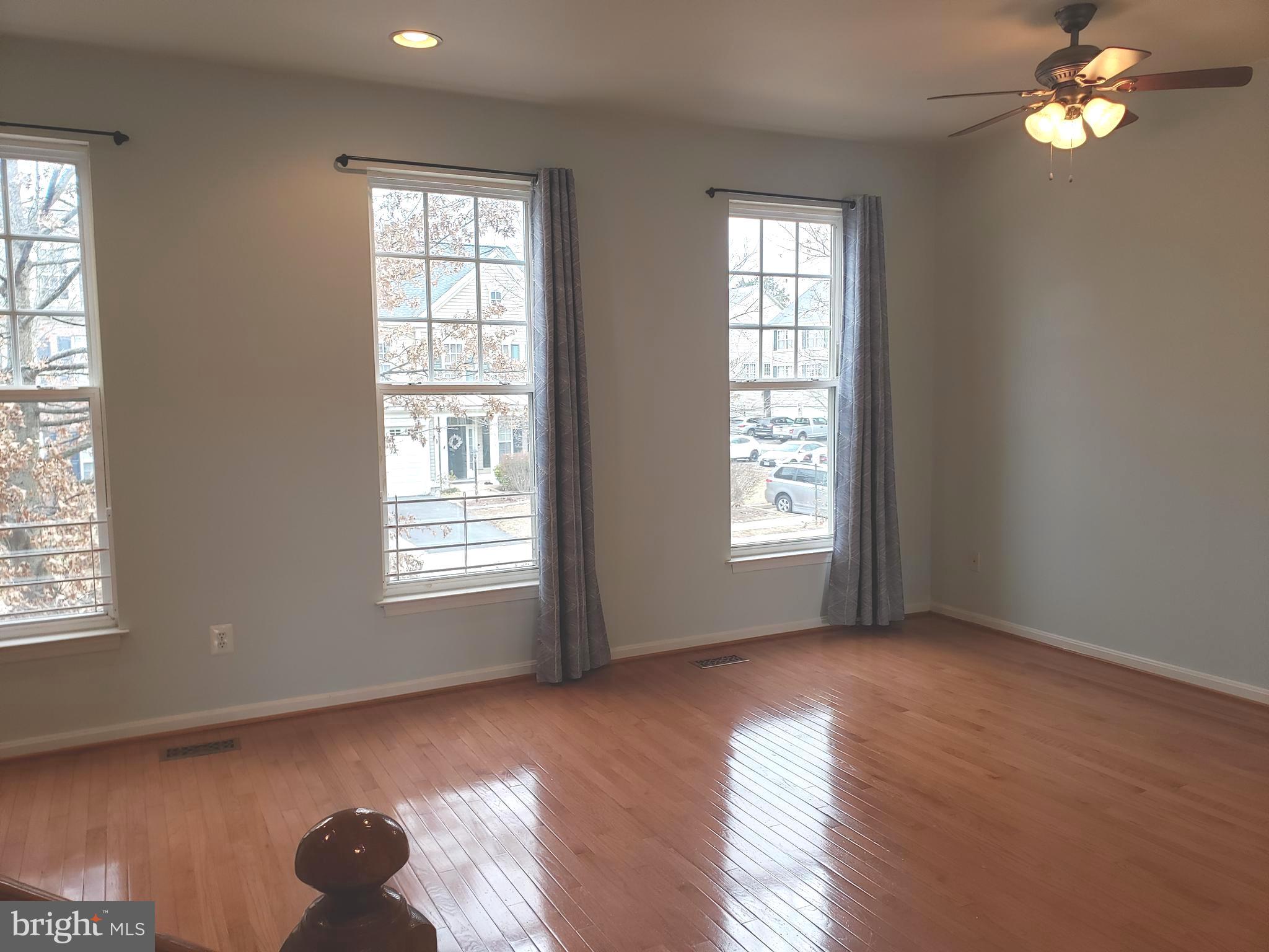 VICTORY LAKES - Residential Lease
