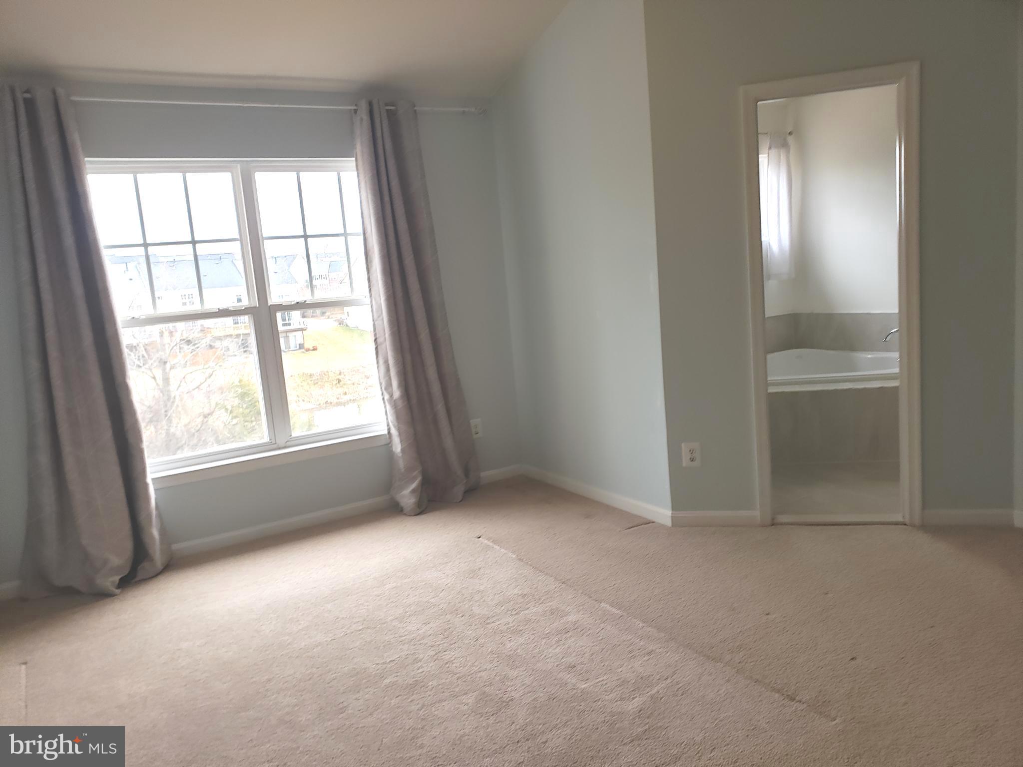 VICTORY LAKES - Residential Lease