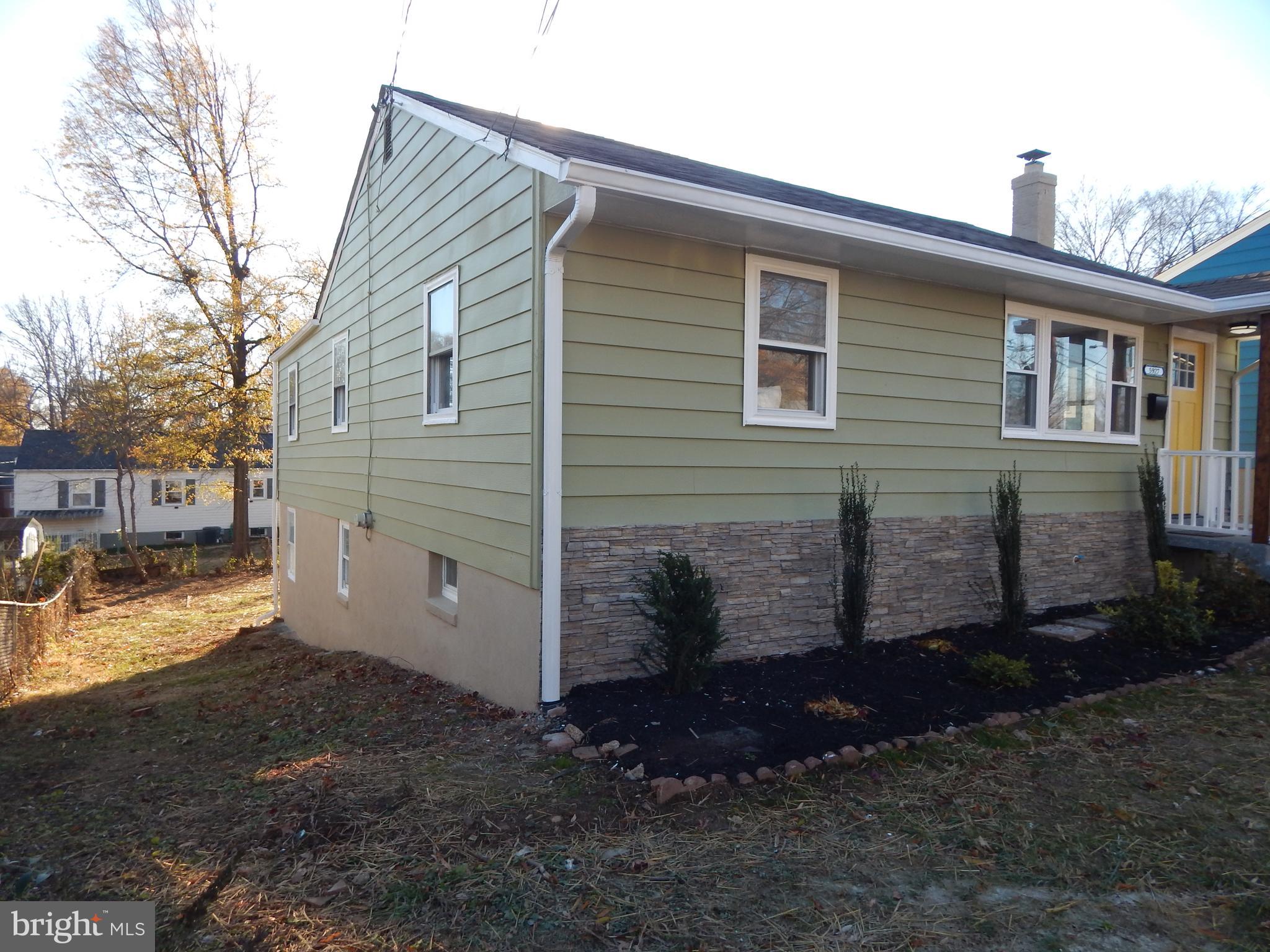 CHARLTON HEIGHTS - Residential