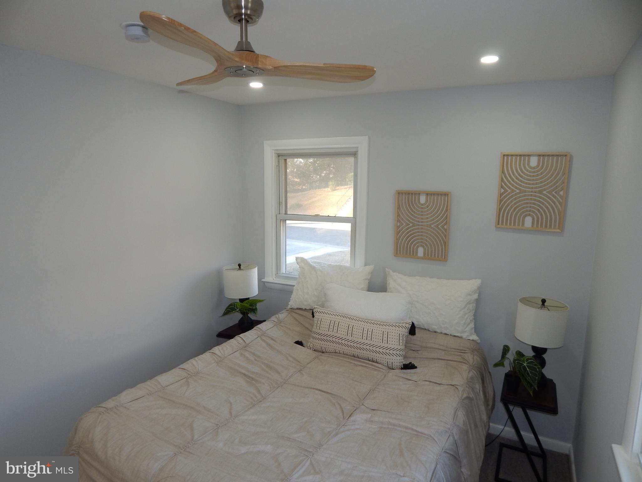 CHARLTON HEIGHTS - Residential