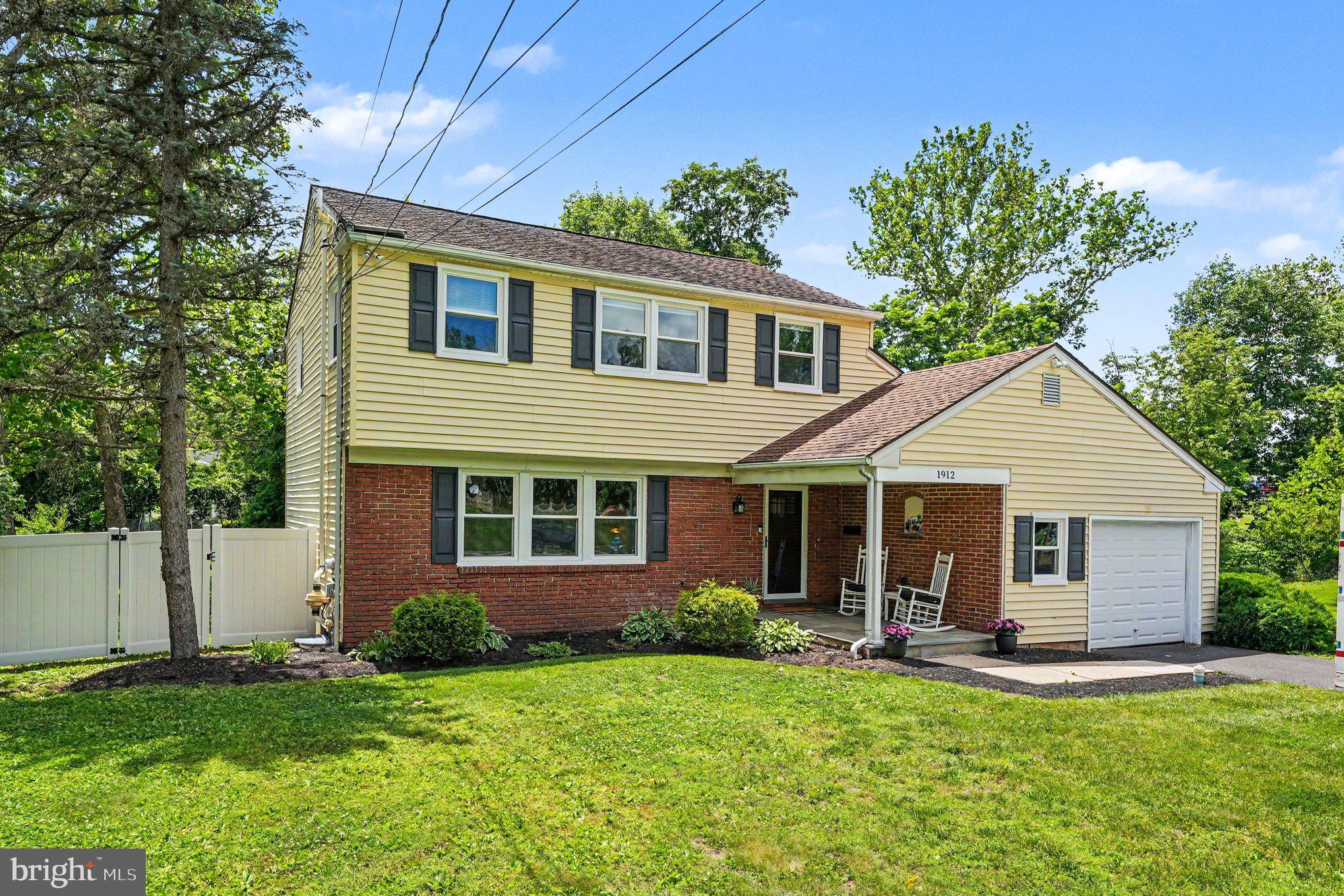 PALOMINO FARMS - Residential