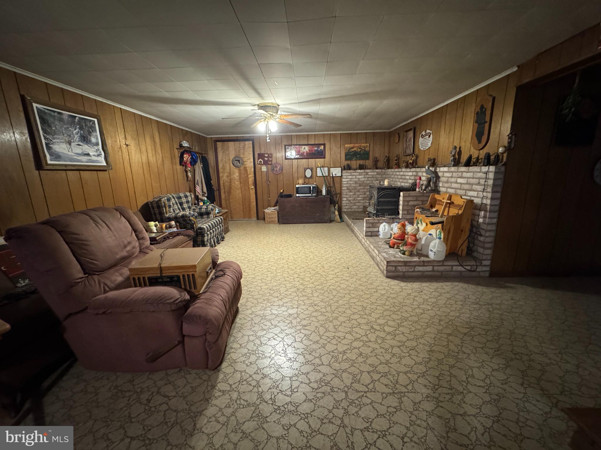 WAYNE HEIGHTS - Residential