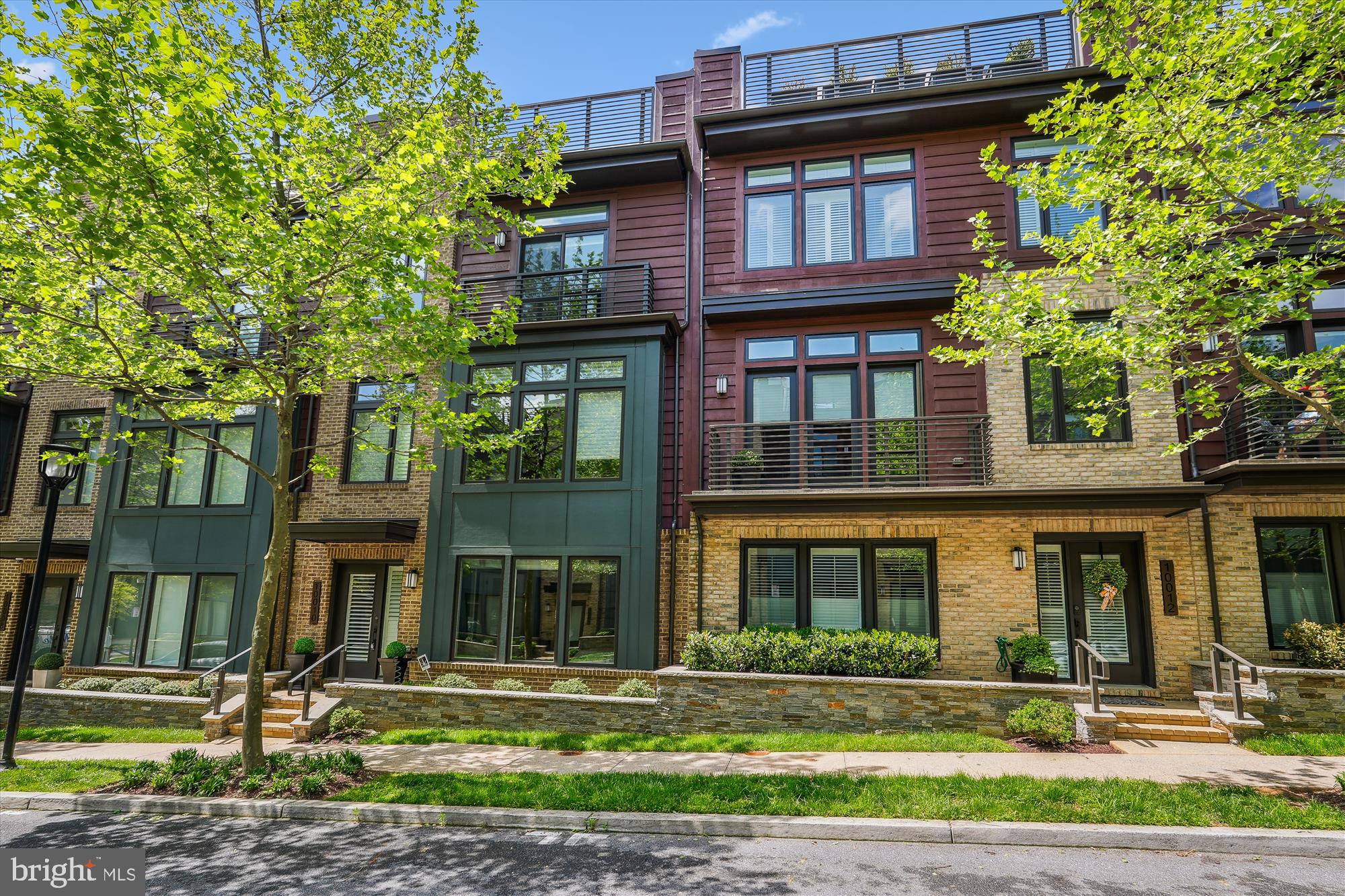 GROSVENOR HEIGHTS - Residential
