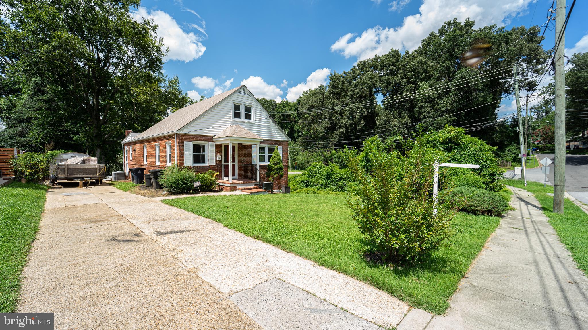 ENGLEWOOD - Residential