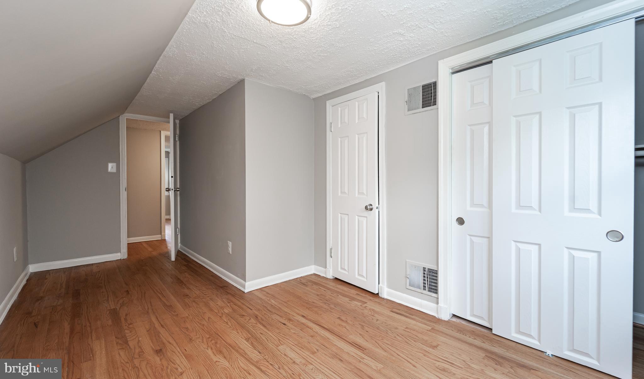 ENGLEWOOD - Residential