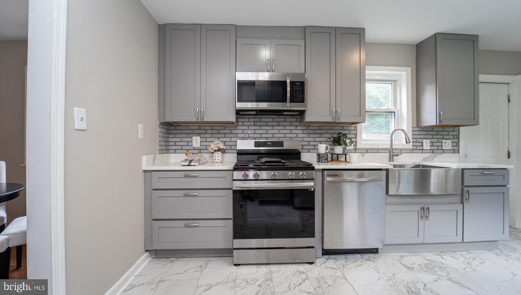 ENGLEWOOD - Residential