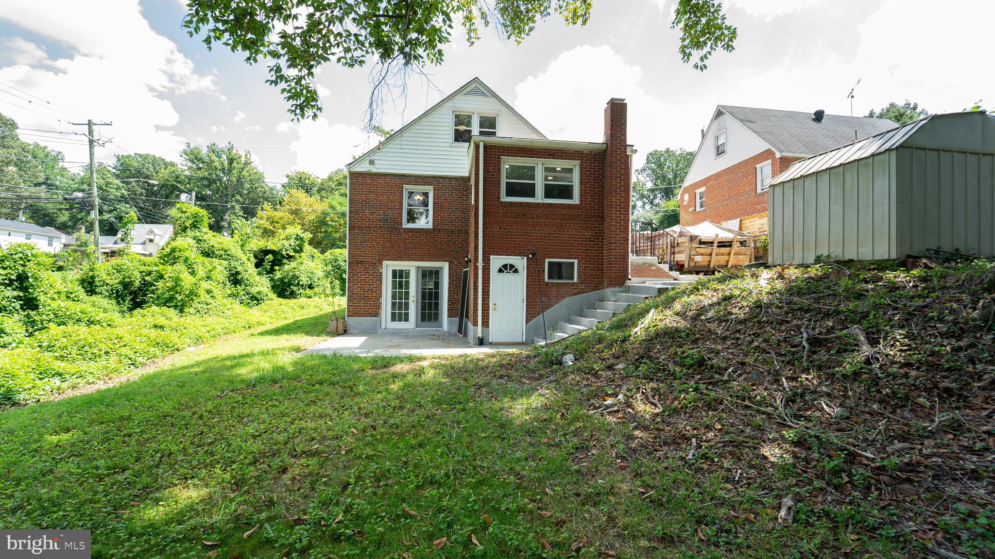 ENGLEWOOD - Residential