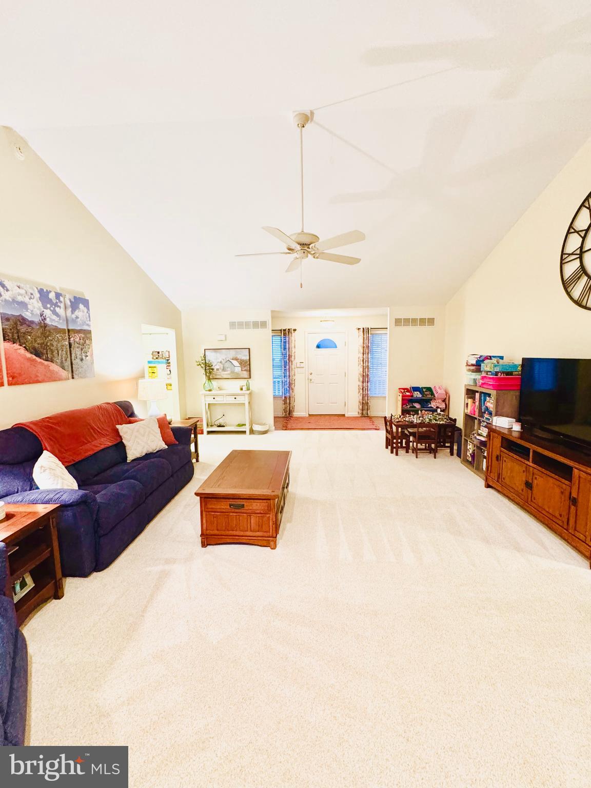 SANDY HILL - Residential