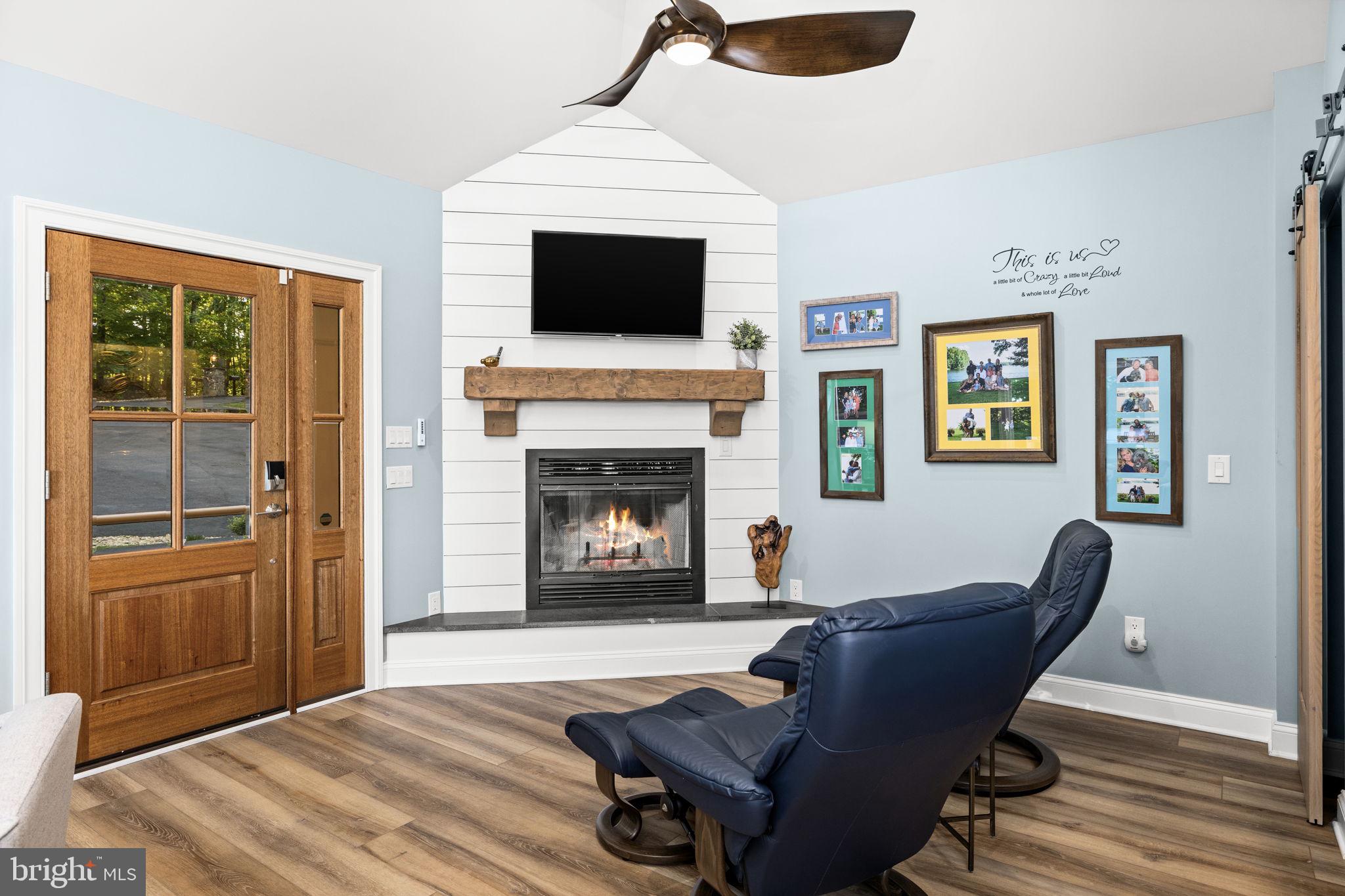 BOTH WATERS ESTATES - Residential