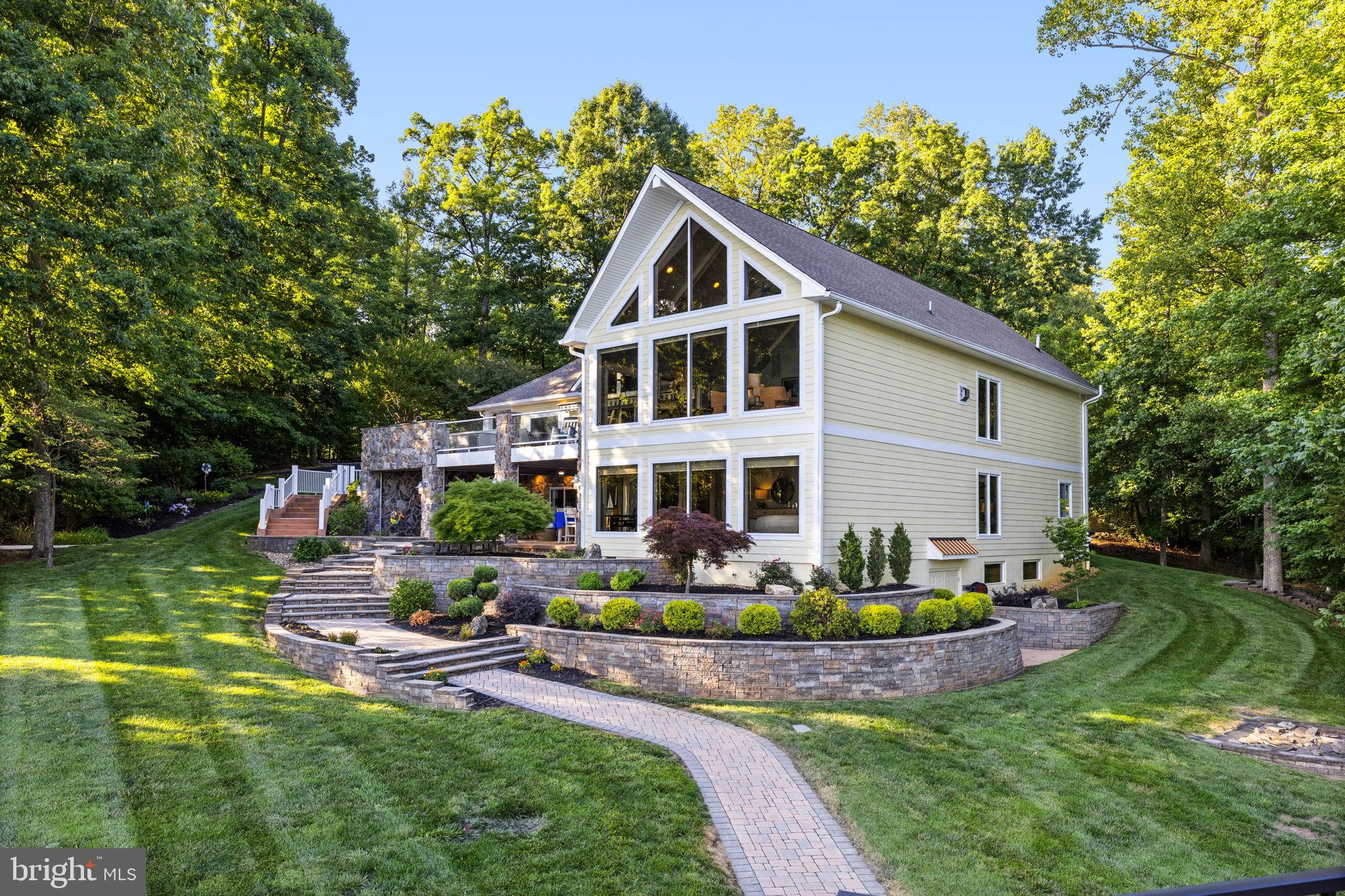 BOTH WATERS ESTATES - Residential