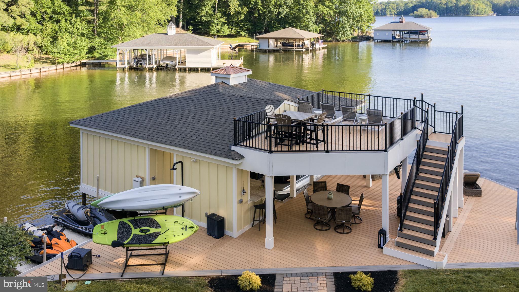 BOTH WATERS ESTATES - Residential