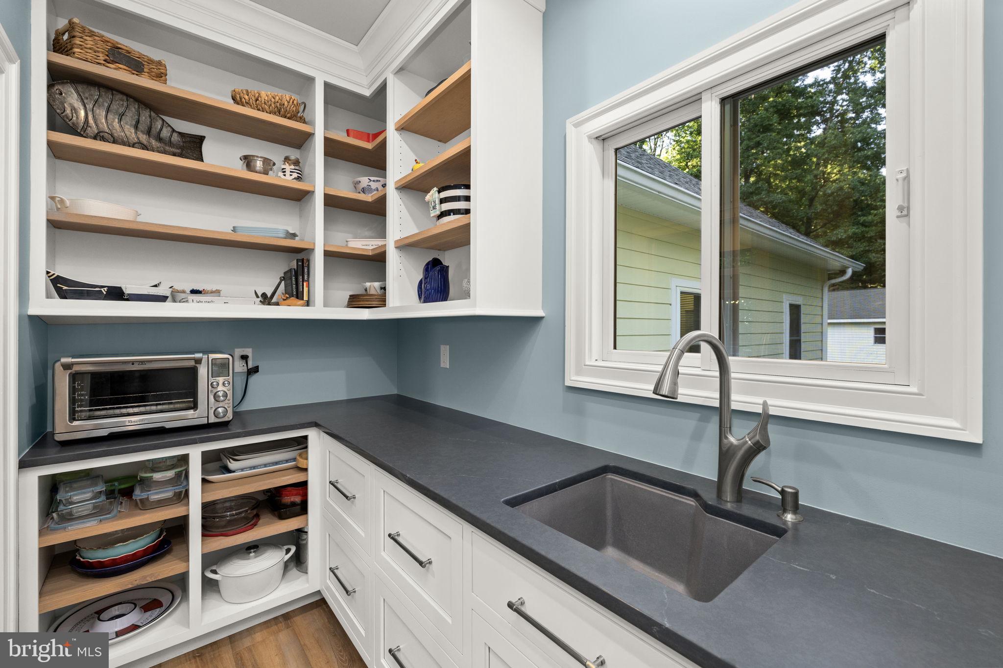 BOTH WATERS ESTATES - Residential