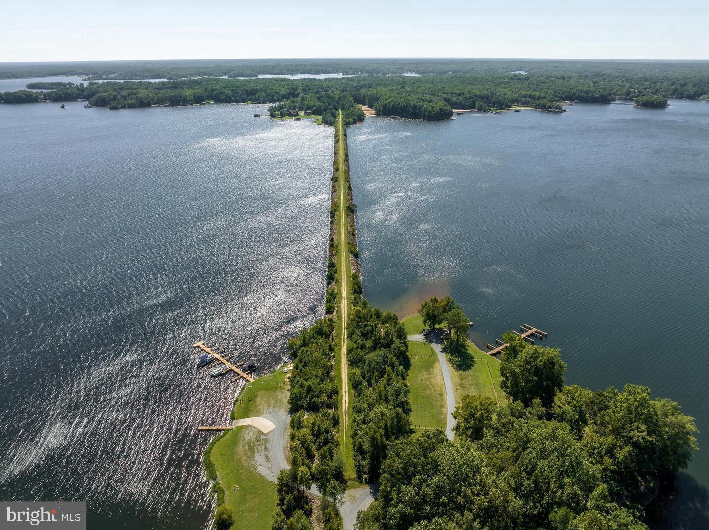 BOTH WATERS ESTATES - Residential