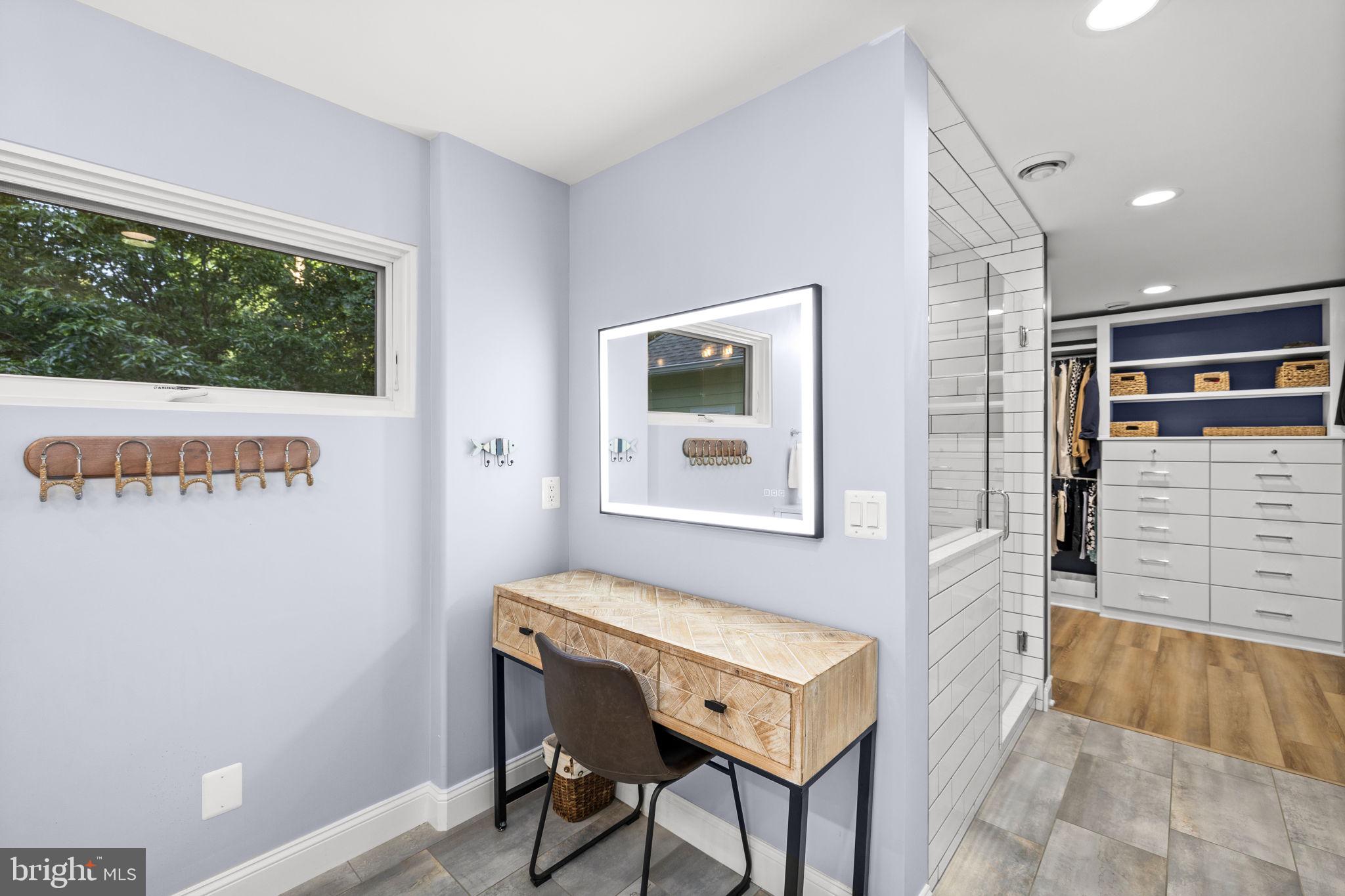 BOTH WATERS ESTATES - Residential