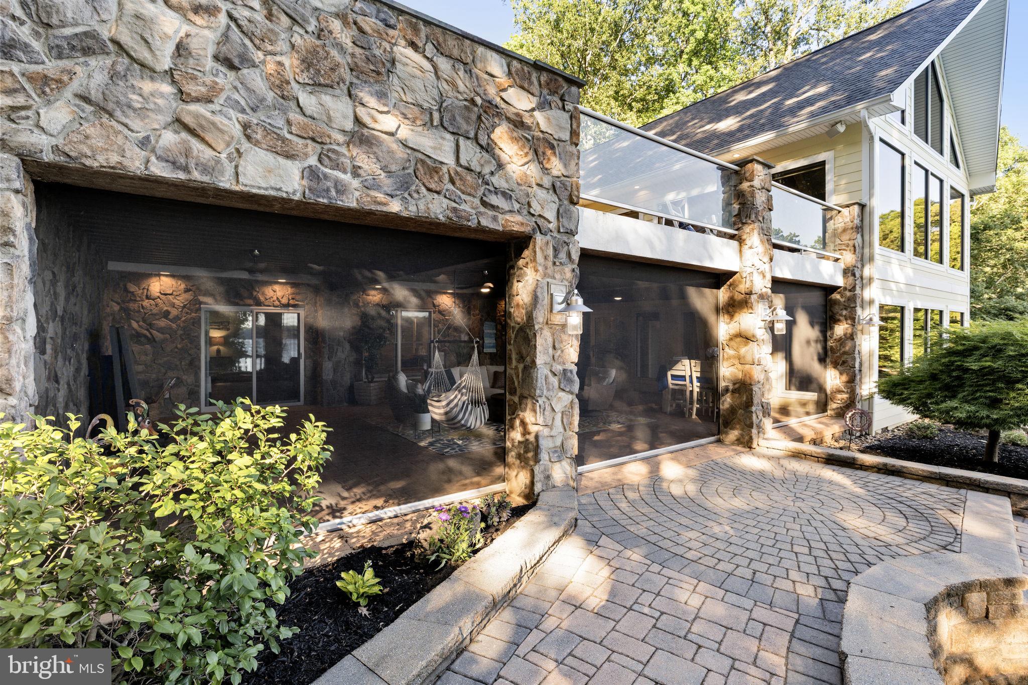 BOTH WATERS ESTATES - Residential