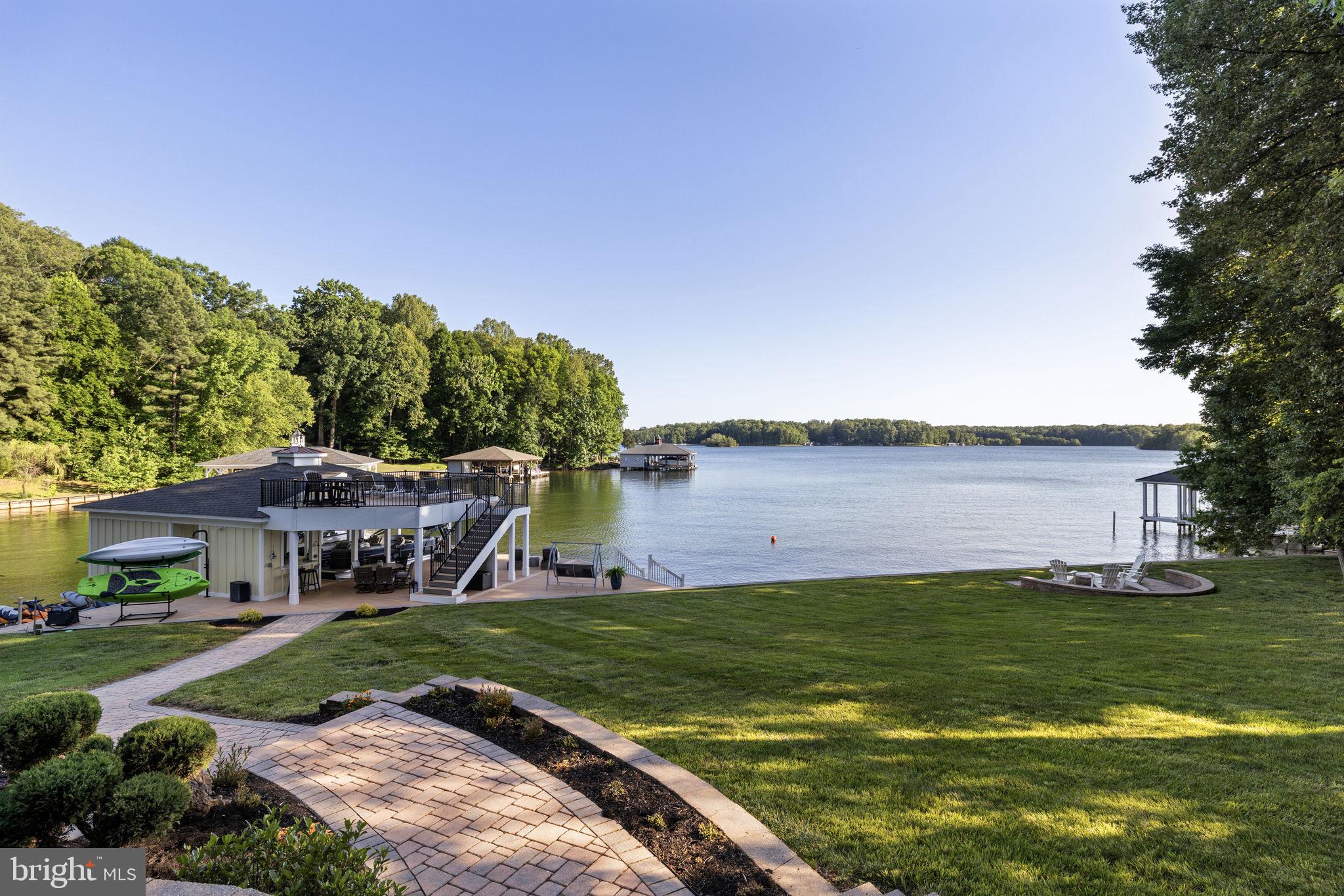 BOTH WATERS ESTATES - Residential