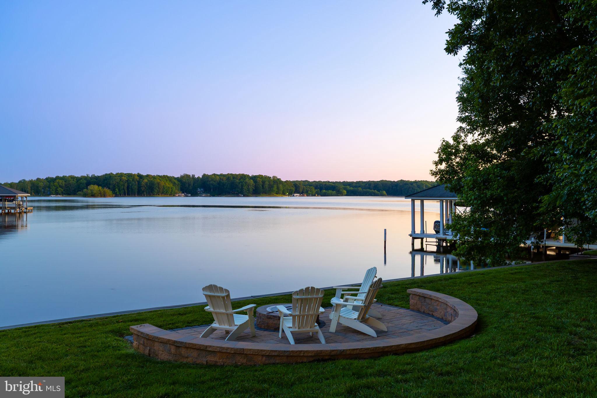 BOTH WATERS ESTATES - Residential