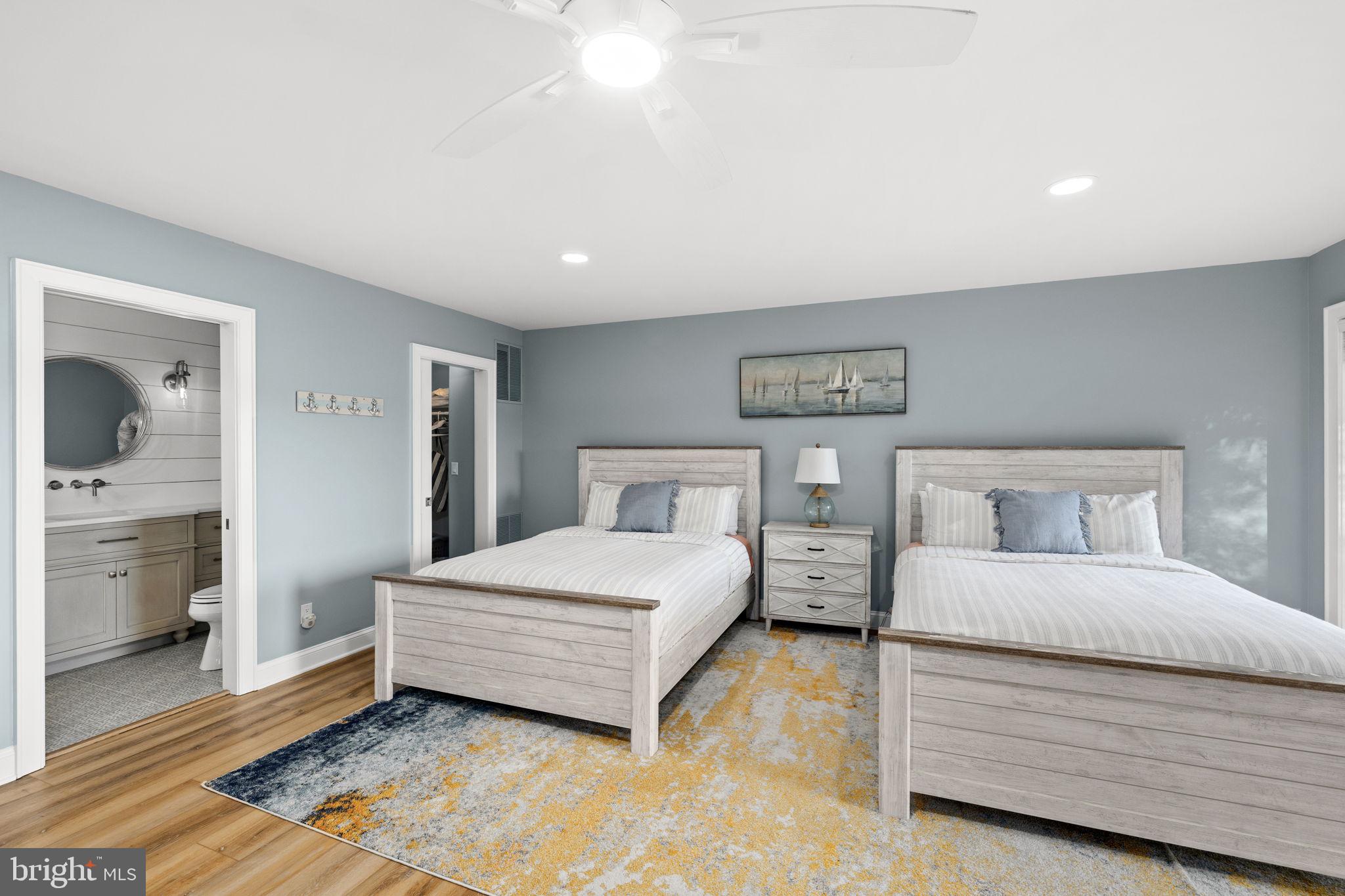 BOTH WATERS ESTATES - Residential