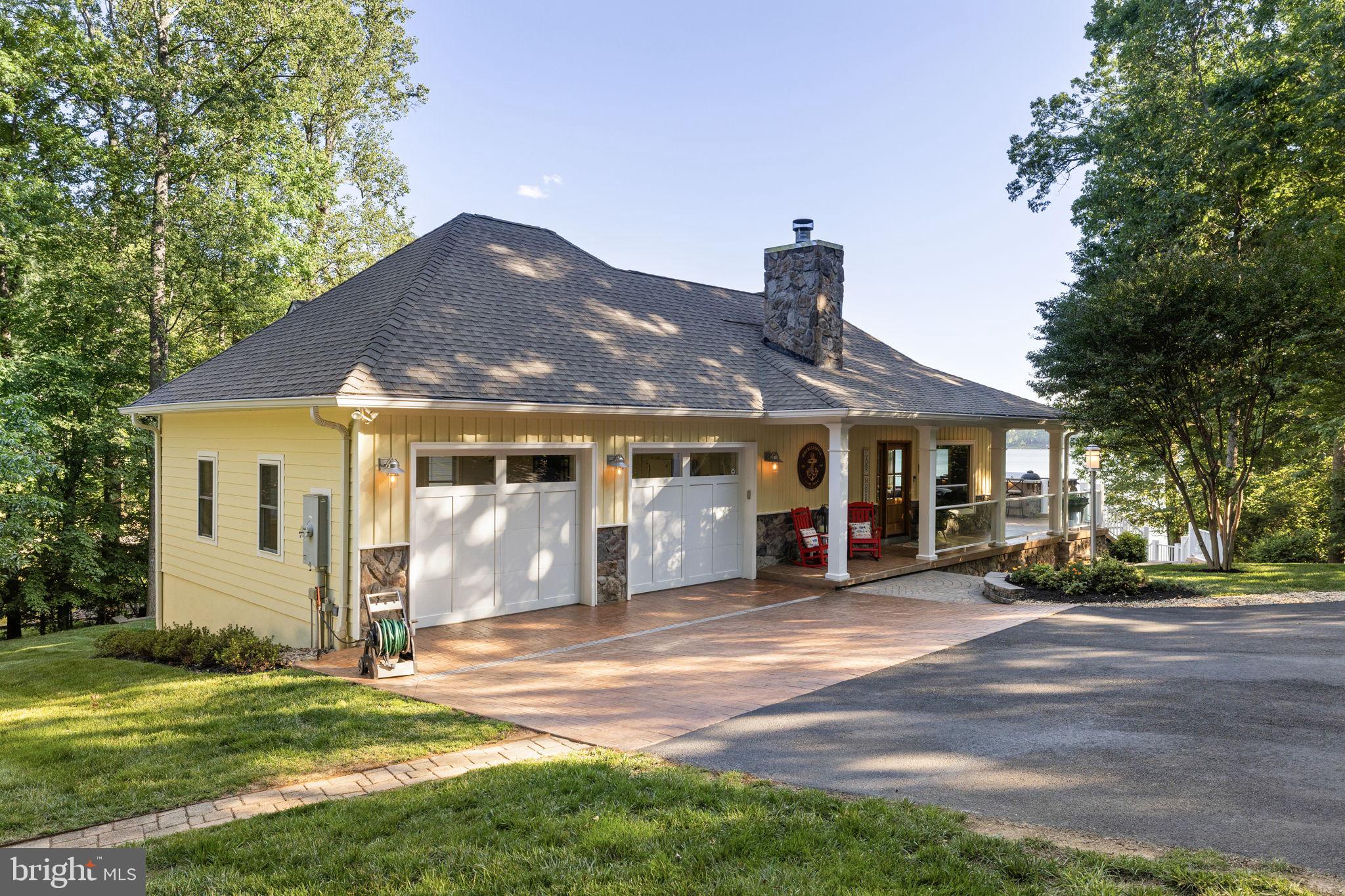 BOTH WATERS ESTATES - Residential