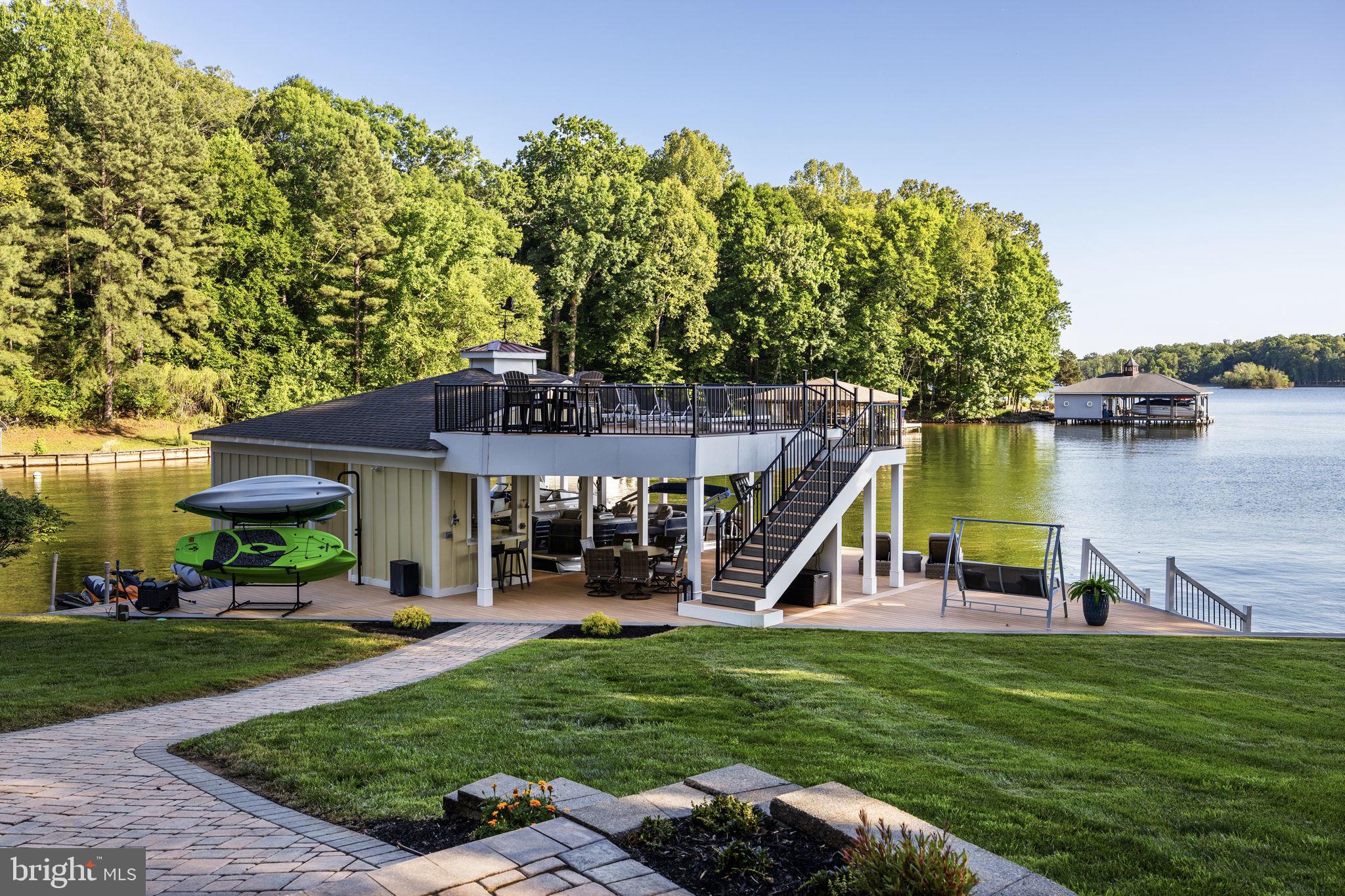 BOTH WATERS ESTATES - Residential