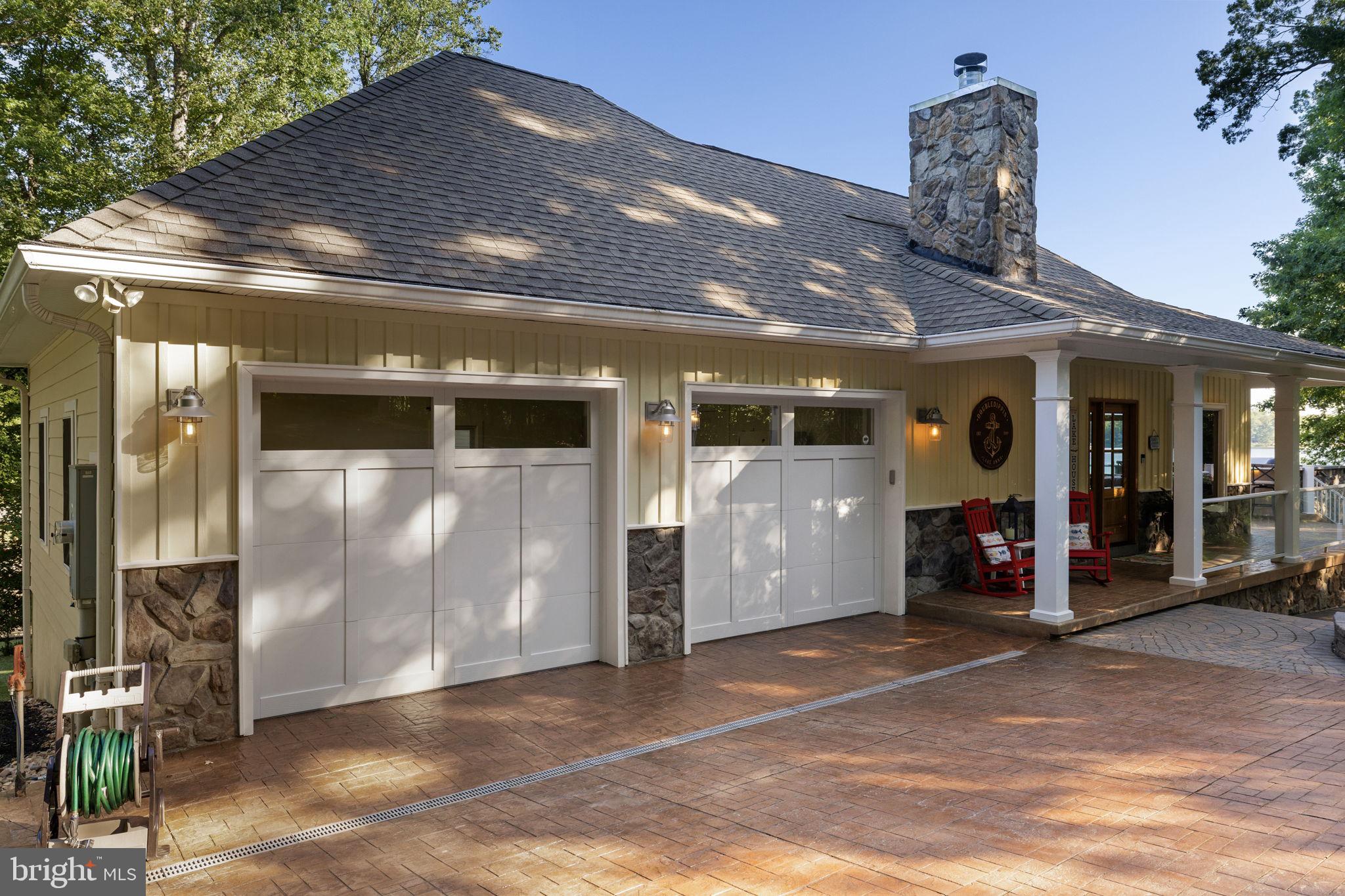BOTH WATERS ESTATES - Residential