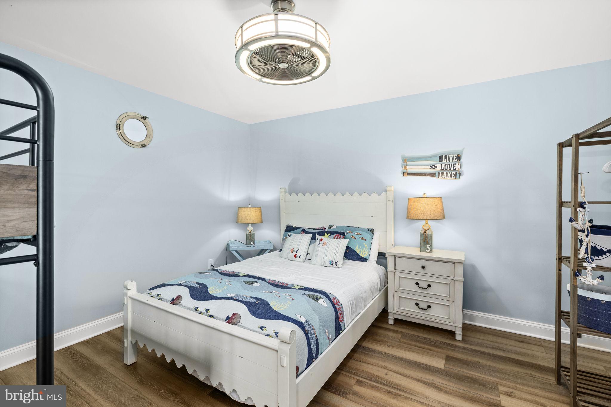 BOTH WATERS ESTATES - Residential
