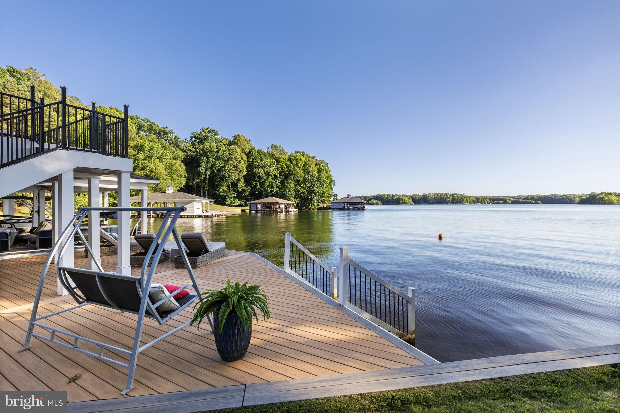 BOTH WATERS ESTATES - Residential