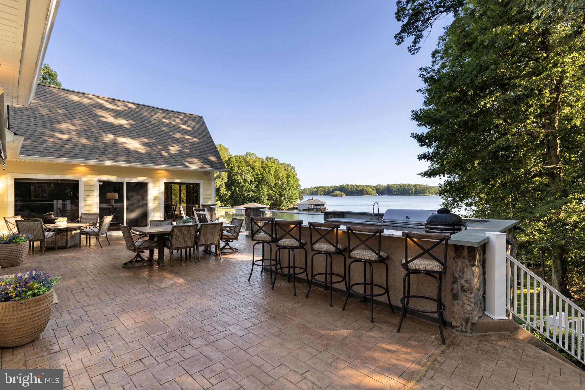 BOTH WATERS ESTATES - Residential
