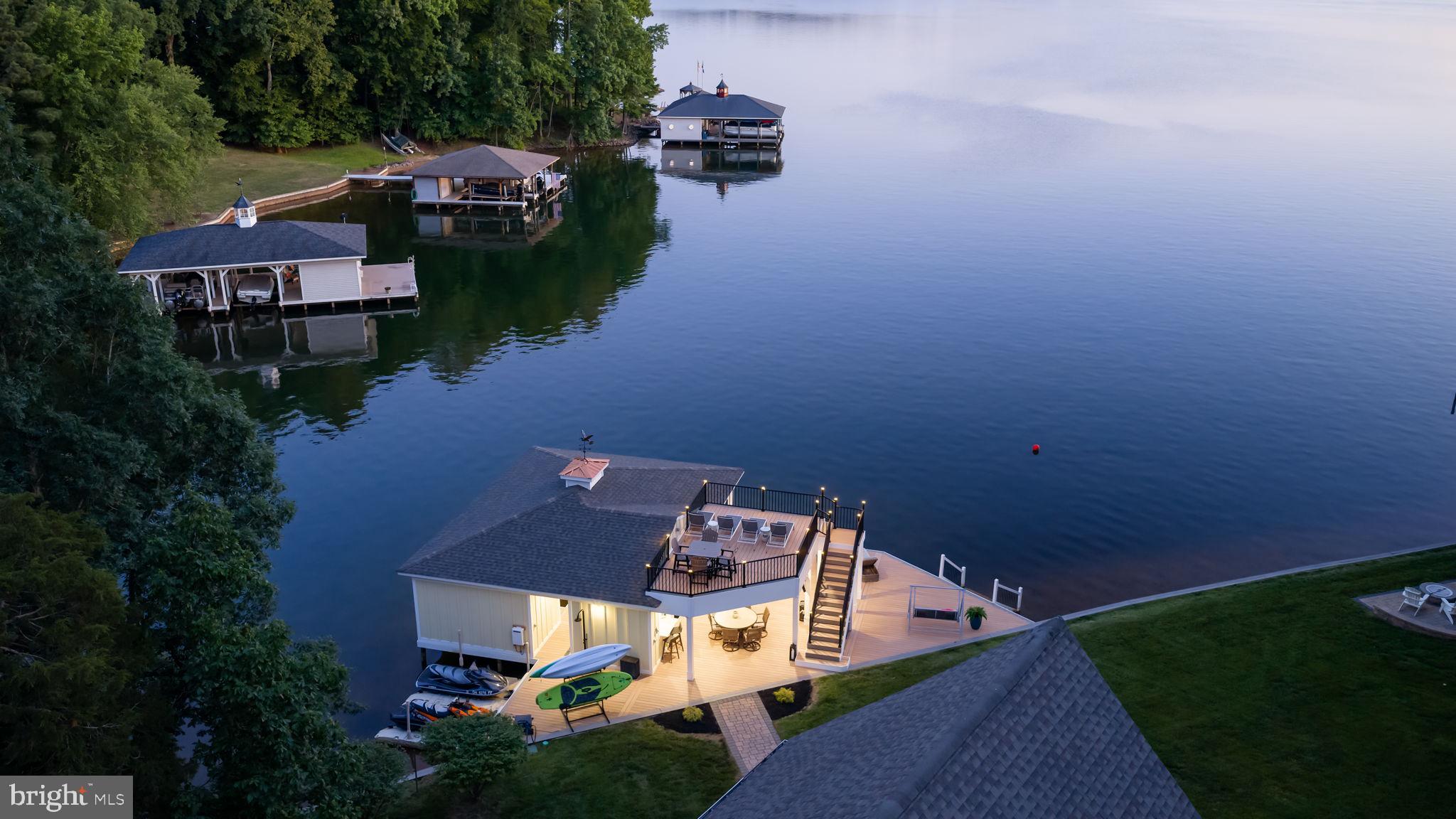 BOTH WATERS ESTATES - Residential