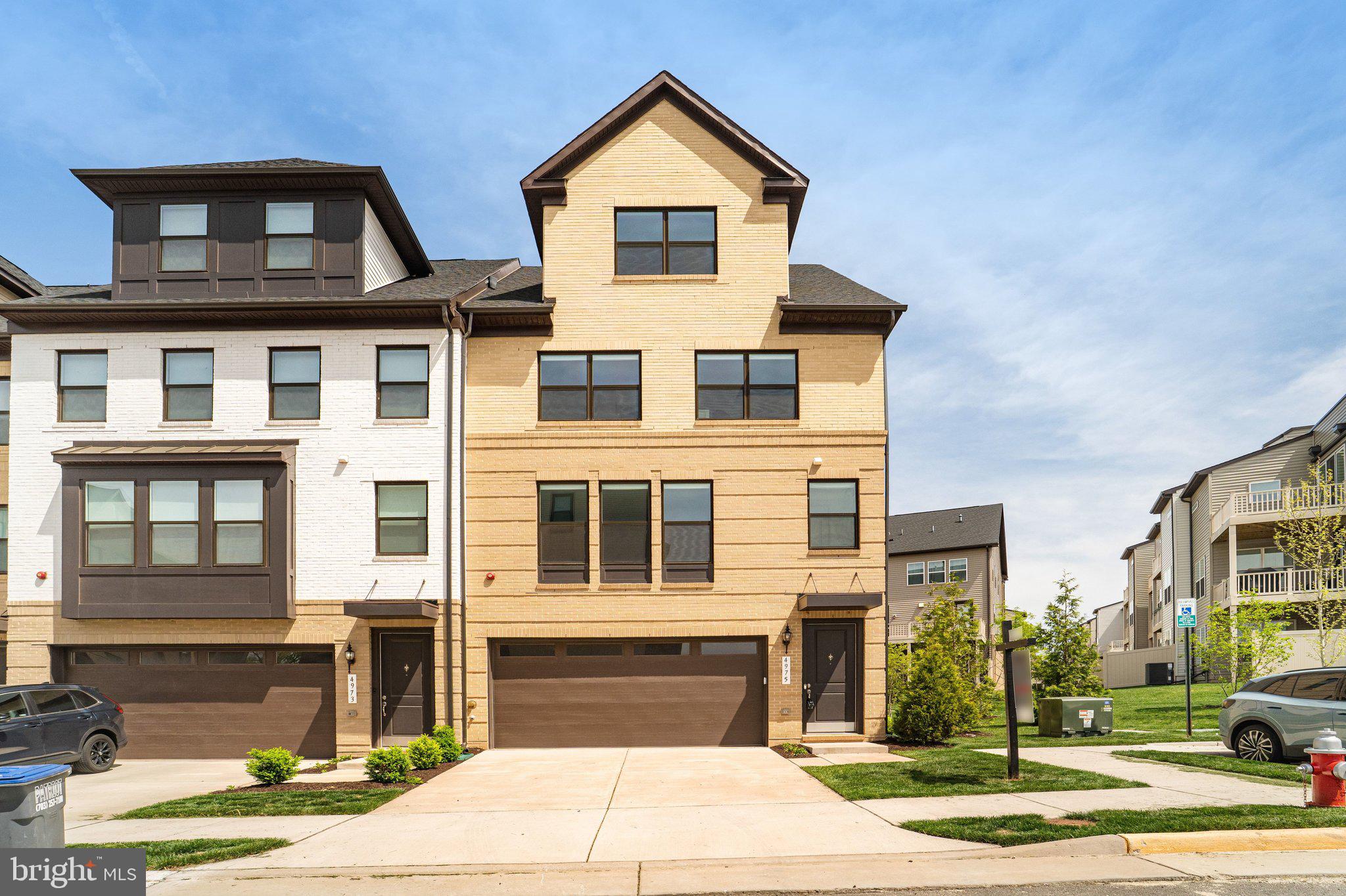 THE BOULEVARDS AT WESTFIELDS - Residential