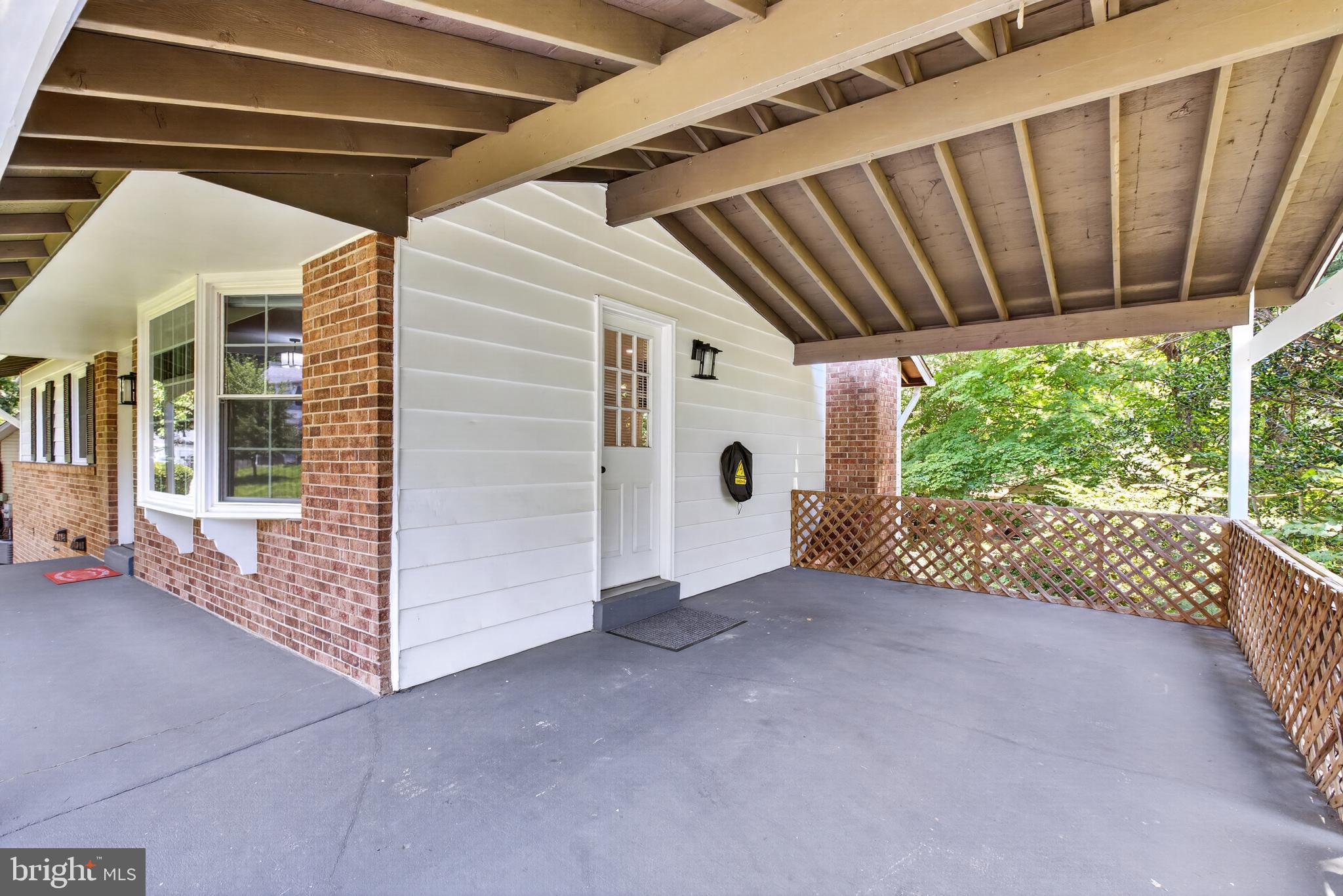 BRIARWOOD - Residential