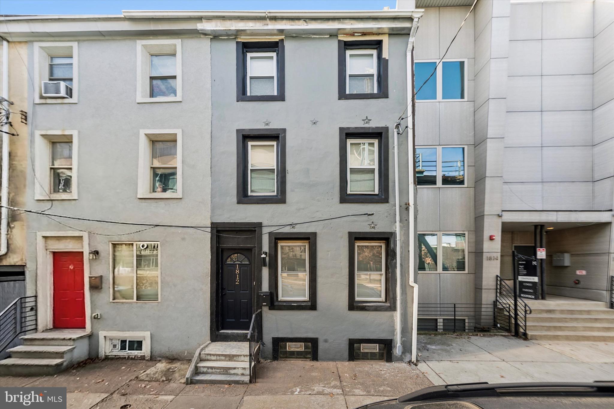 OLDE KENSINGTON - Residential