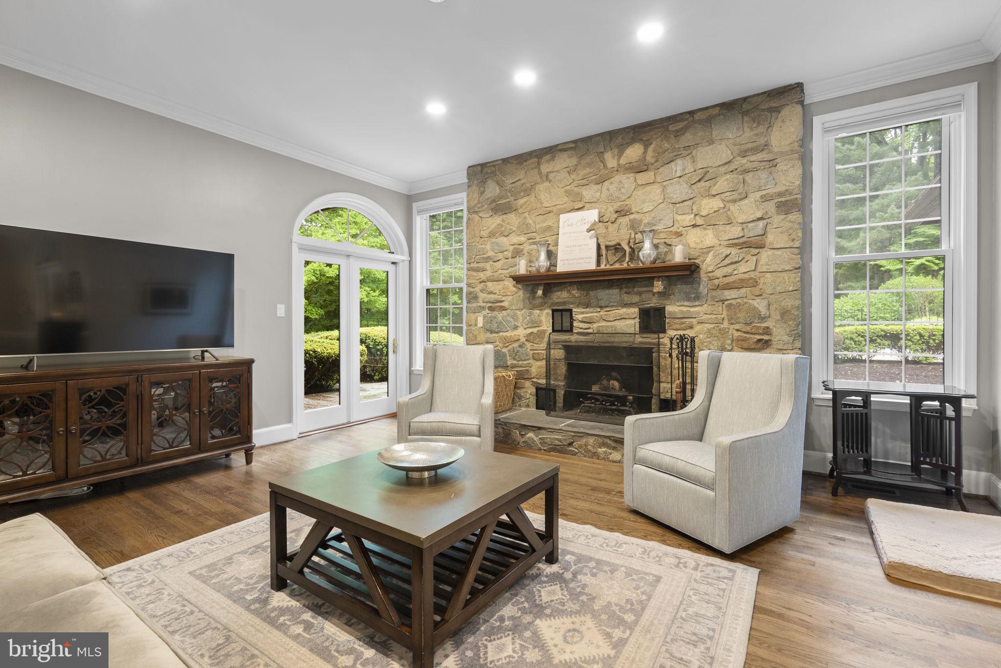 COLESVILLE OUTSIDE - Residential