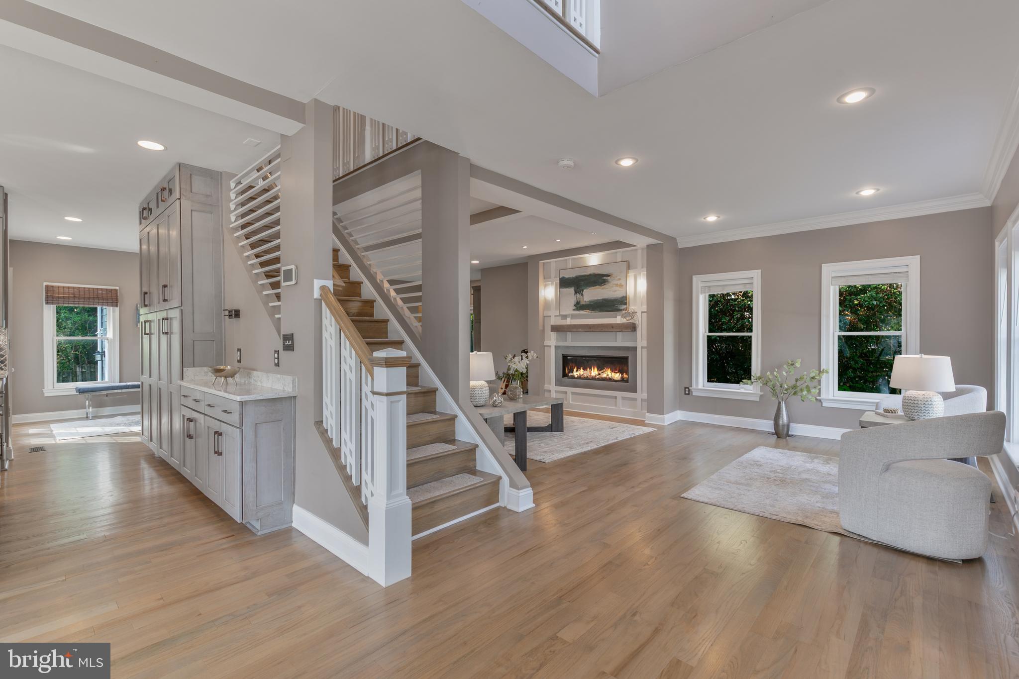 GARDEN CITY - Residential