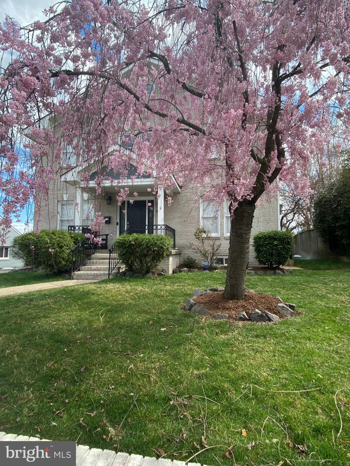 GARDEN CITY - Residential
