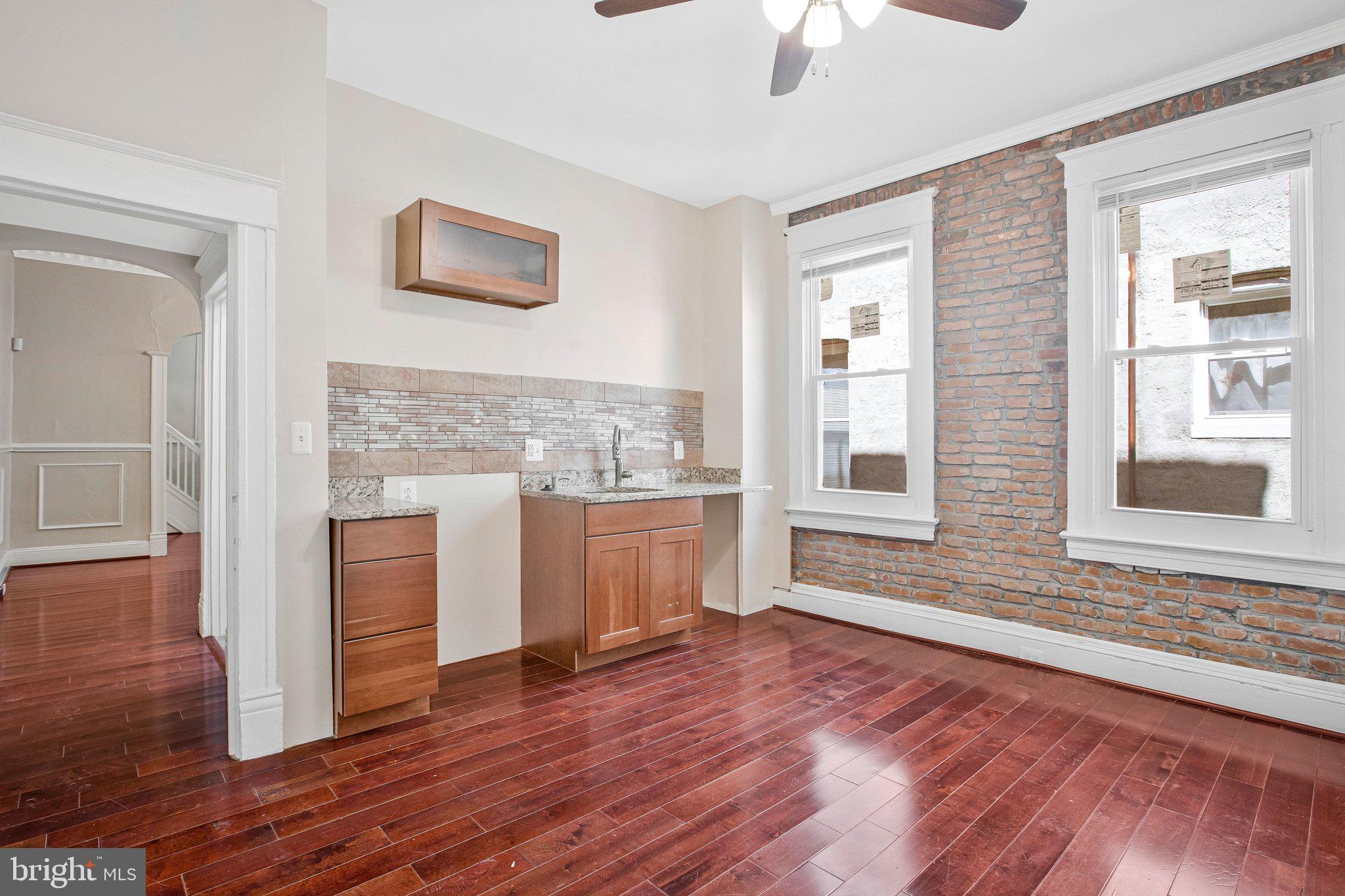 RESERVOIR HILL - Residential