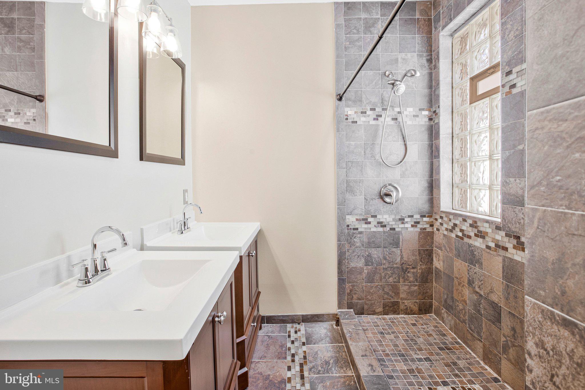 RESERVOIR HILL - Residential