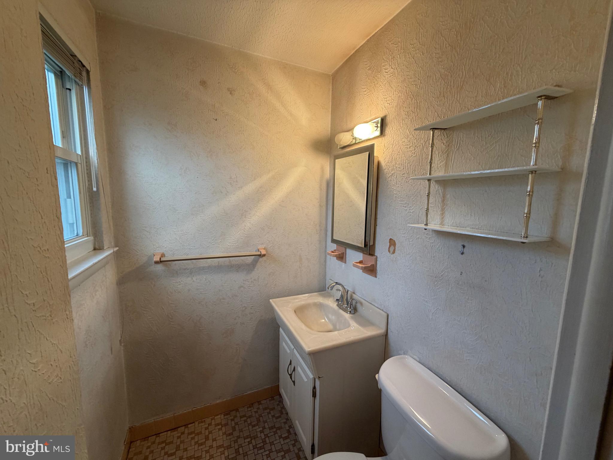 PHILADELPHIA (NORTHEAST) - Residential