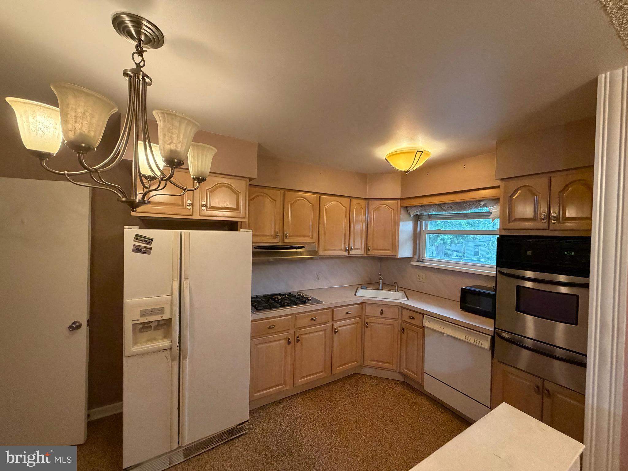 PHILADELPHIA (NORTHEAST) - Residential