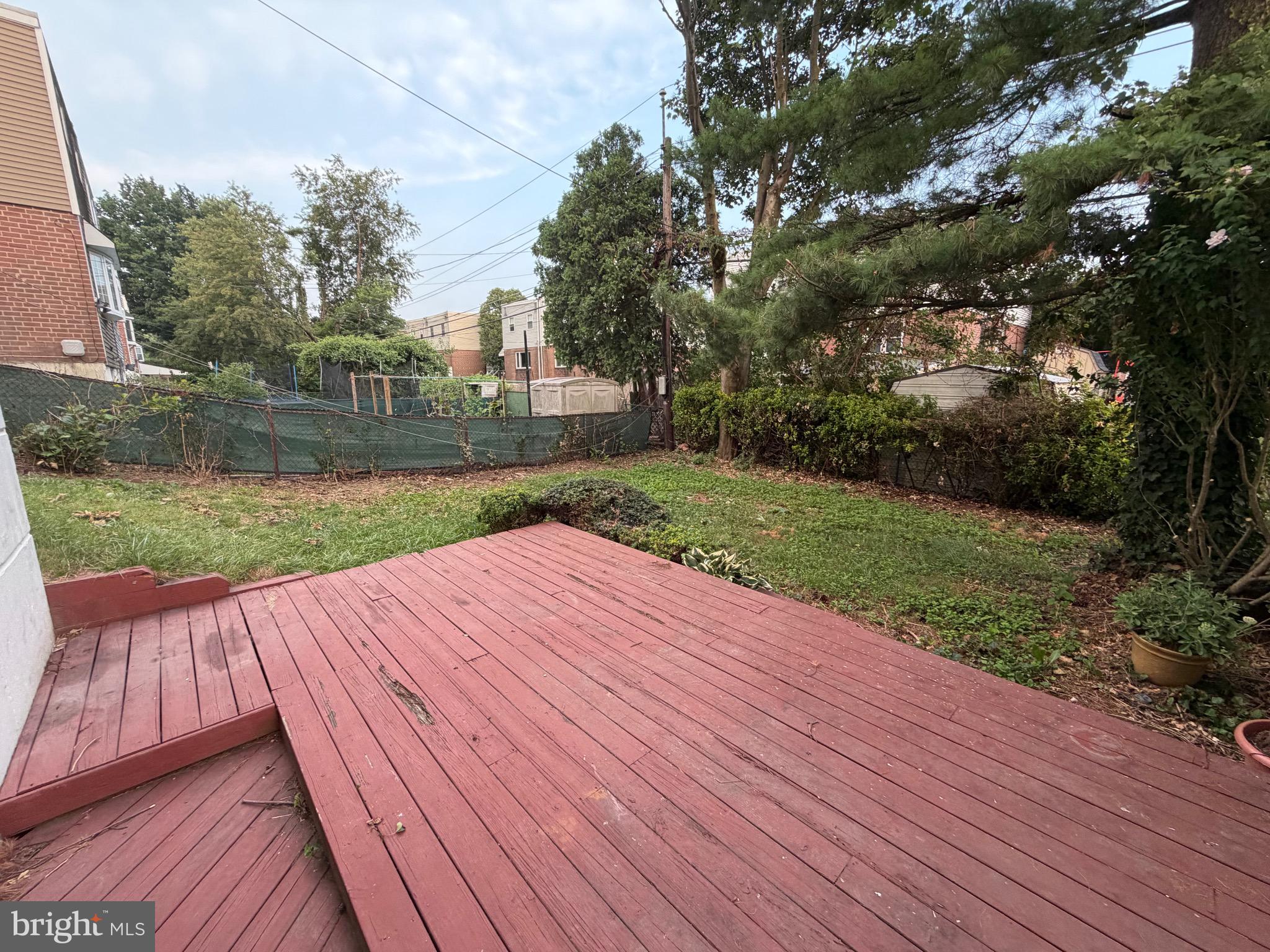 PHILADELPHIA (NORTHEAST) - Residential