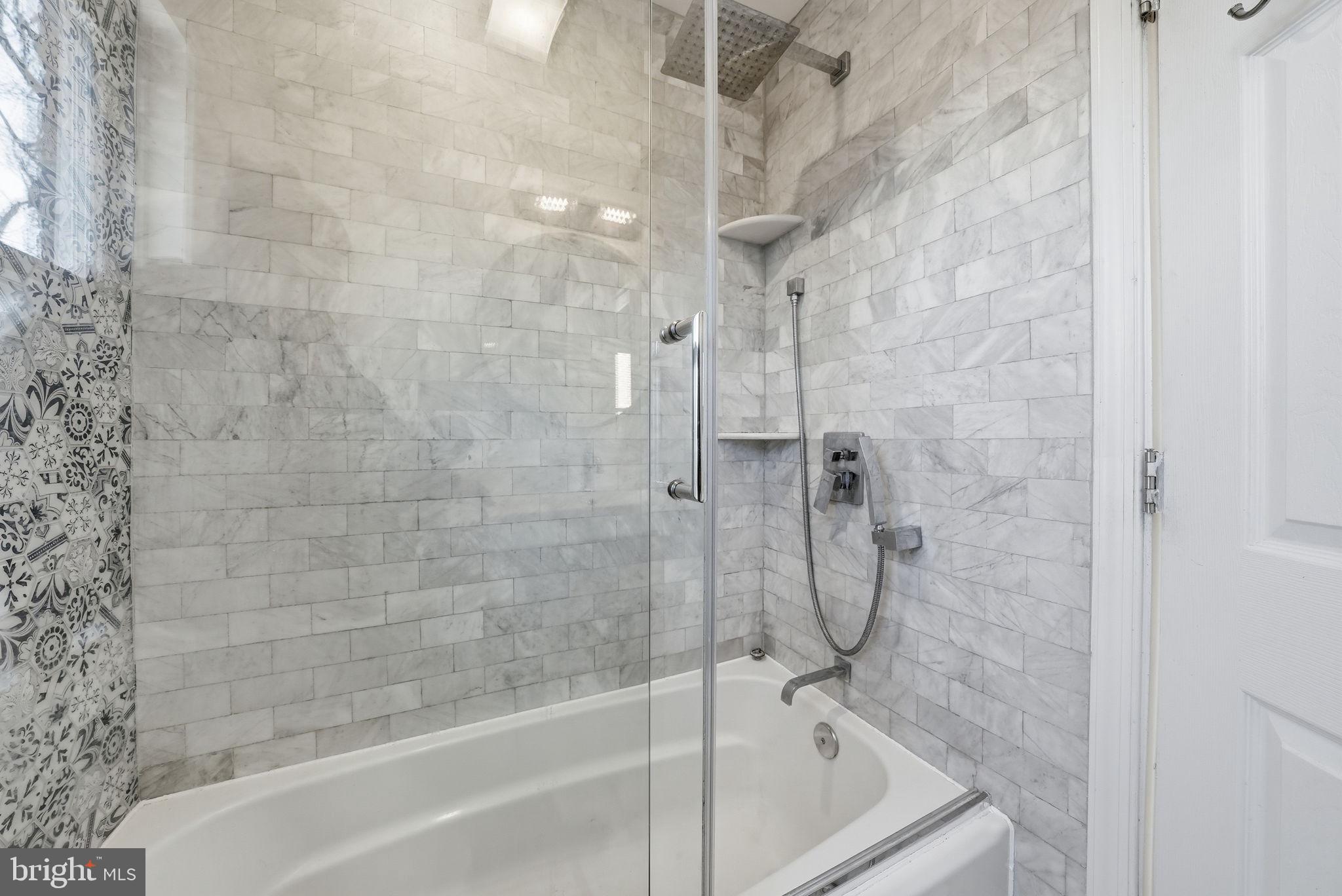 FOREST HILLS - Residential