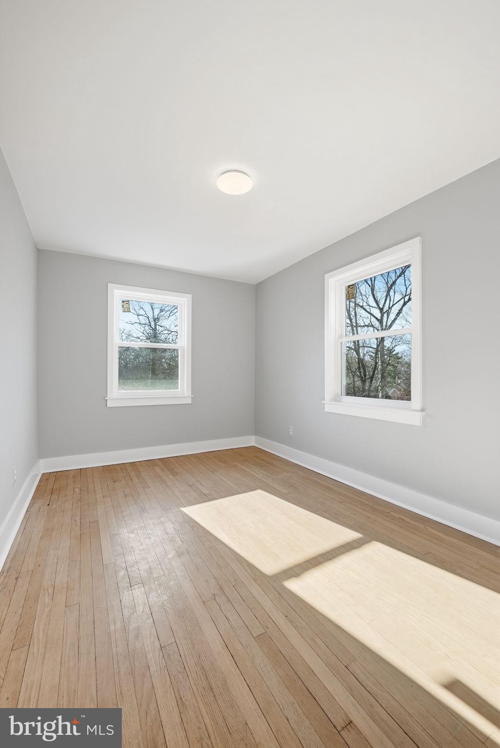 FOREST HILLS - Residential