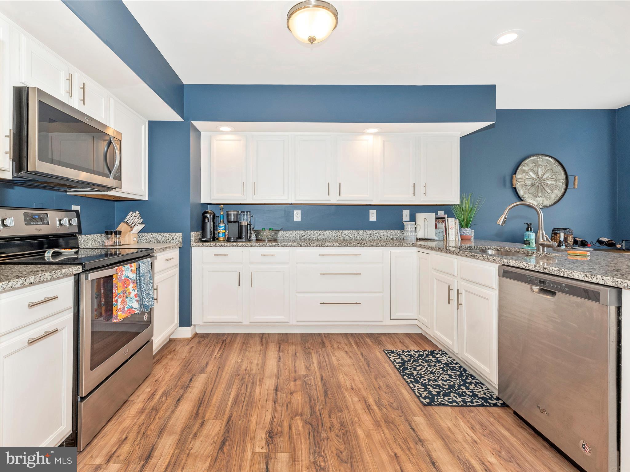 SPRING RIDGE - Residential