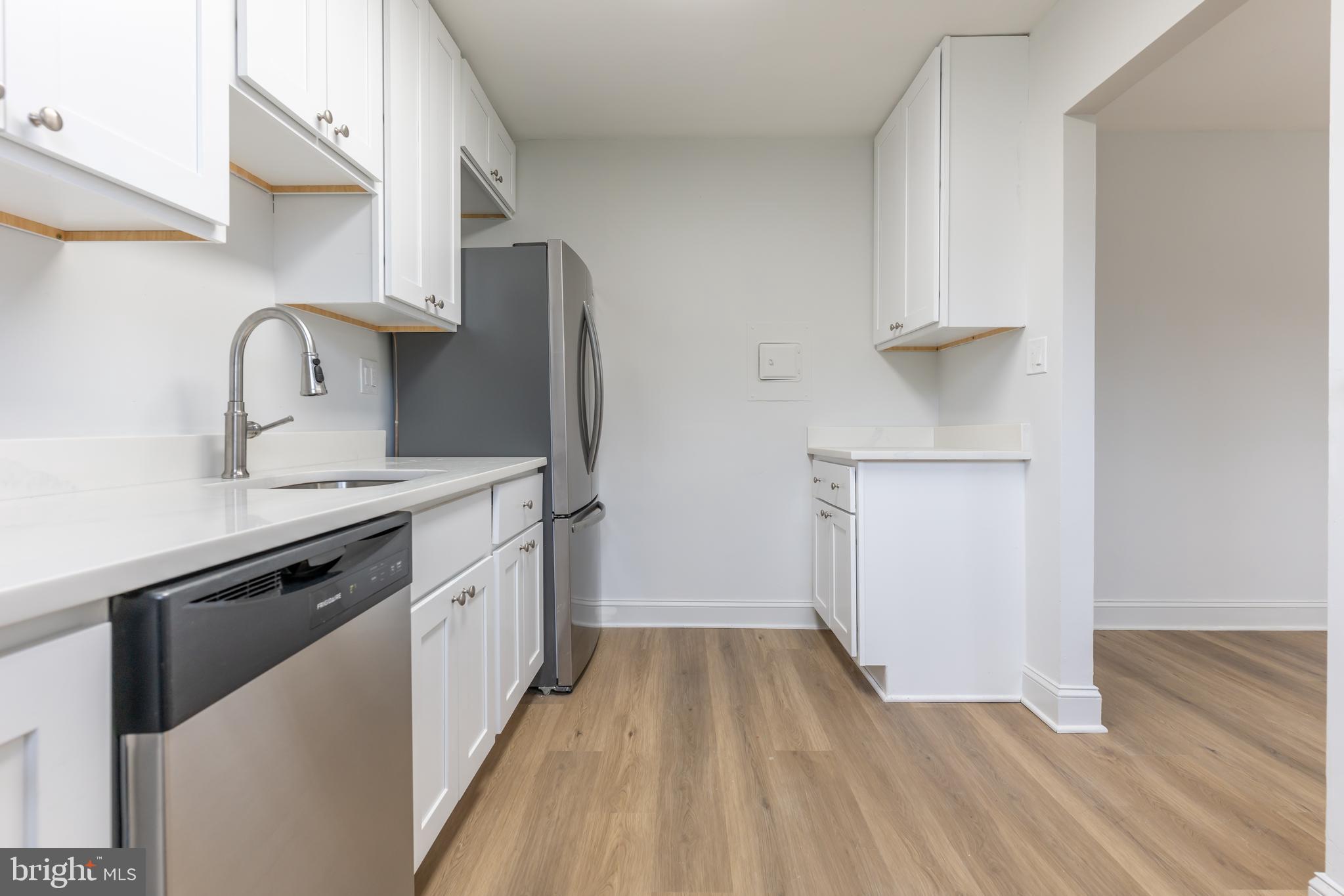 CAROLANN COURT - Residential